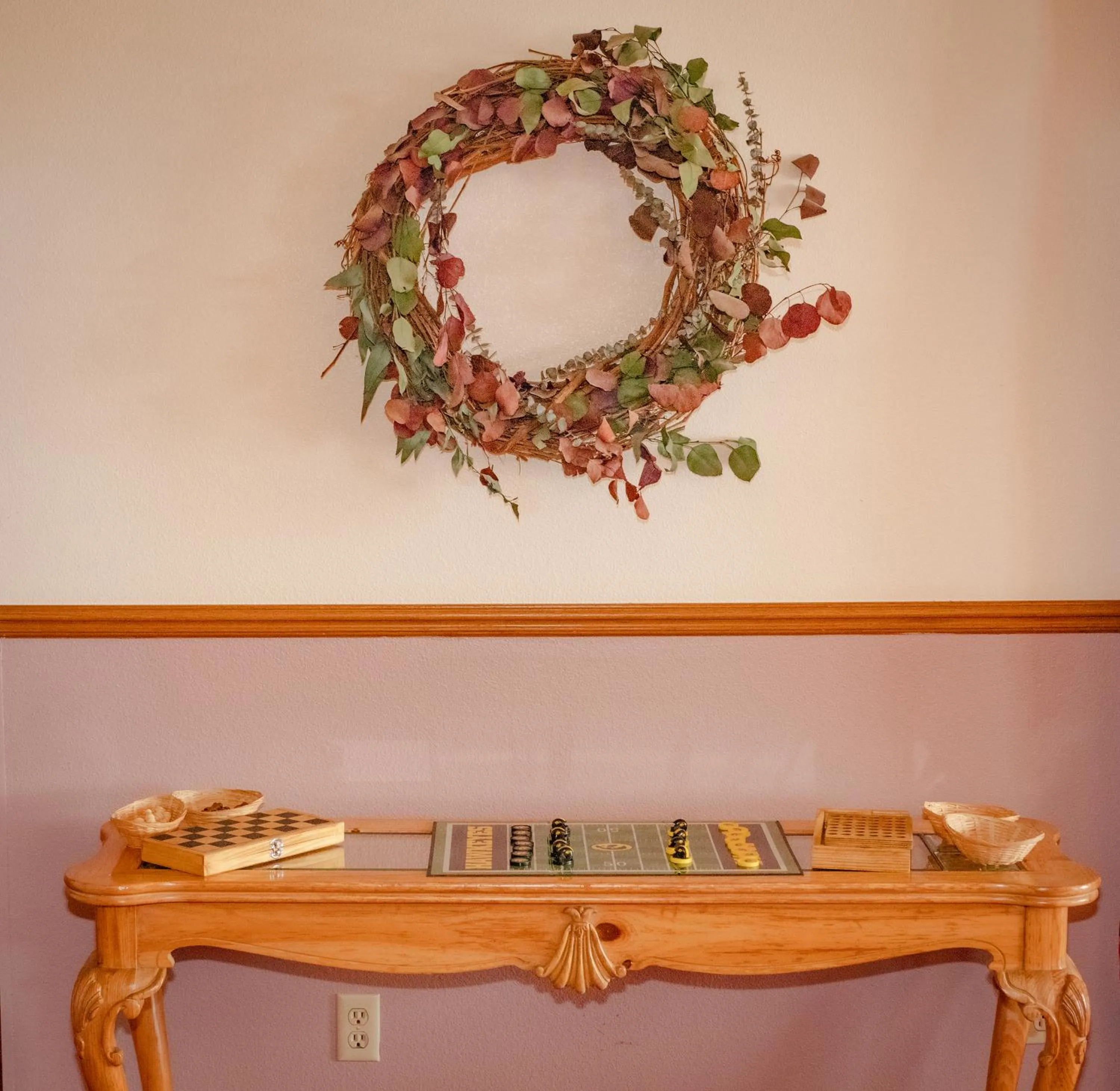 Lobby or reception in Cozy House Inn by Marifah