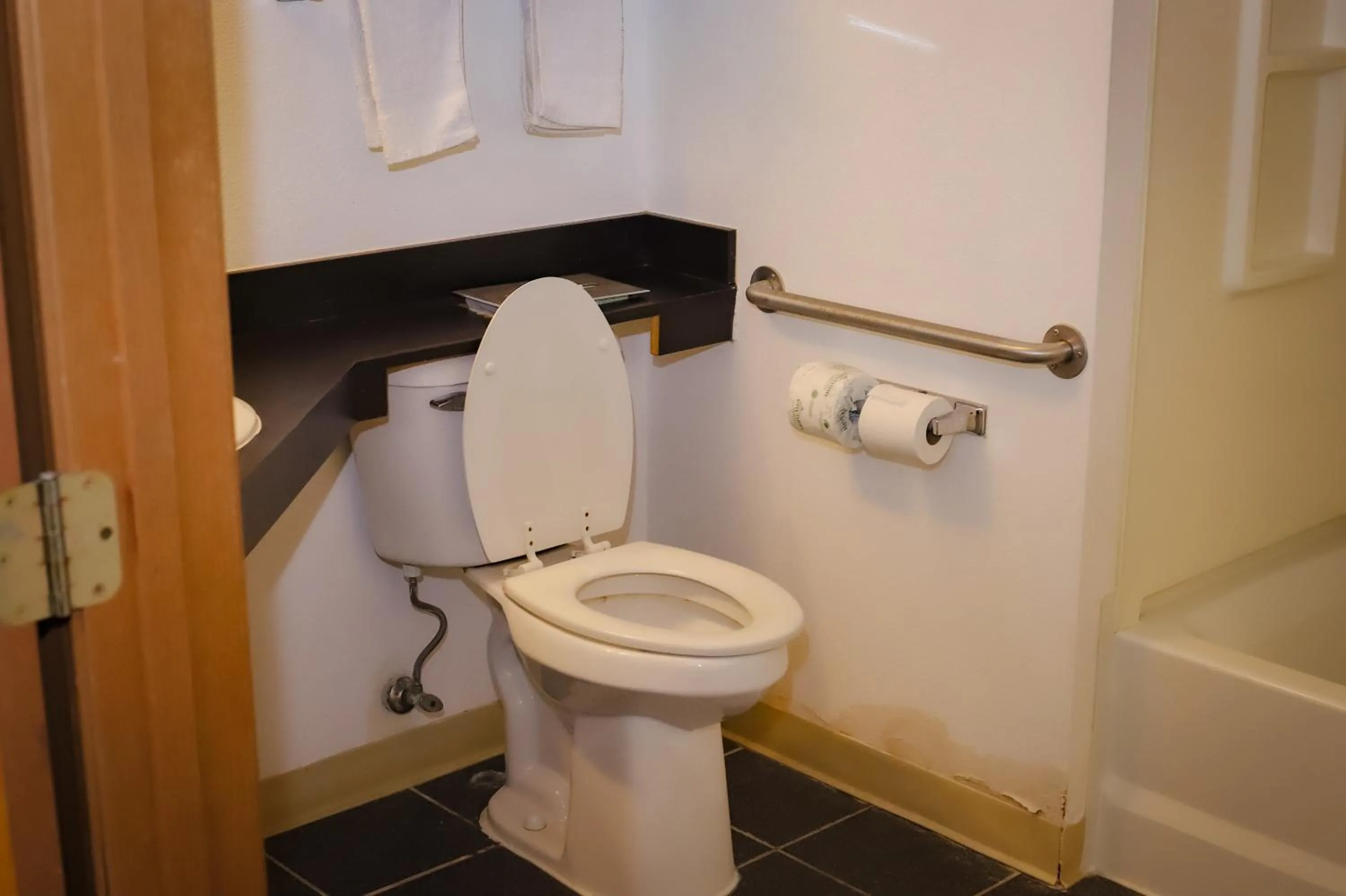 Toilet, Bathroom in Cozy House Inn by Marifah