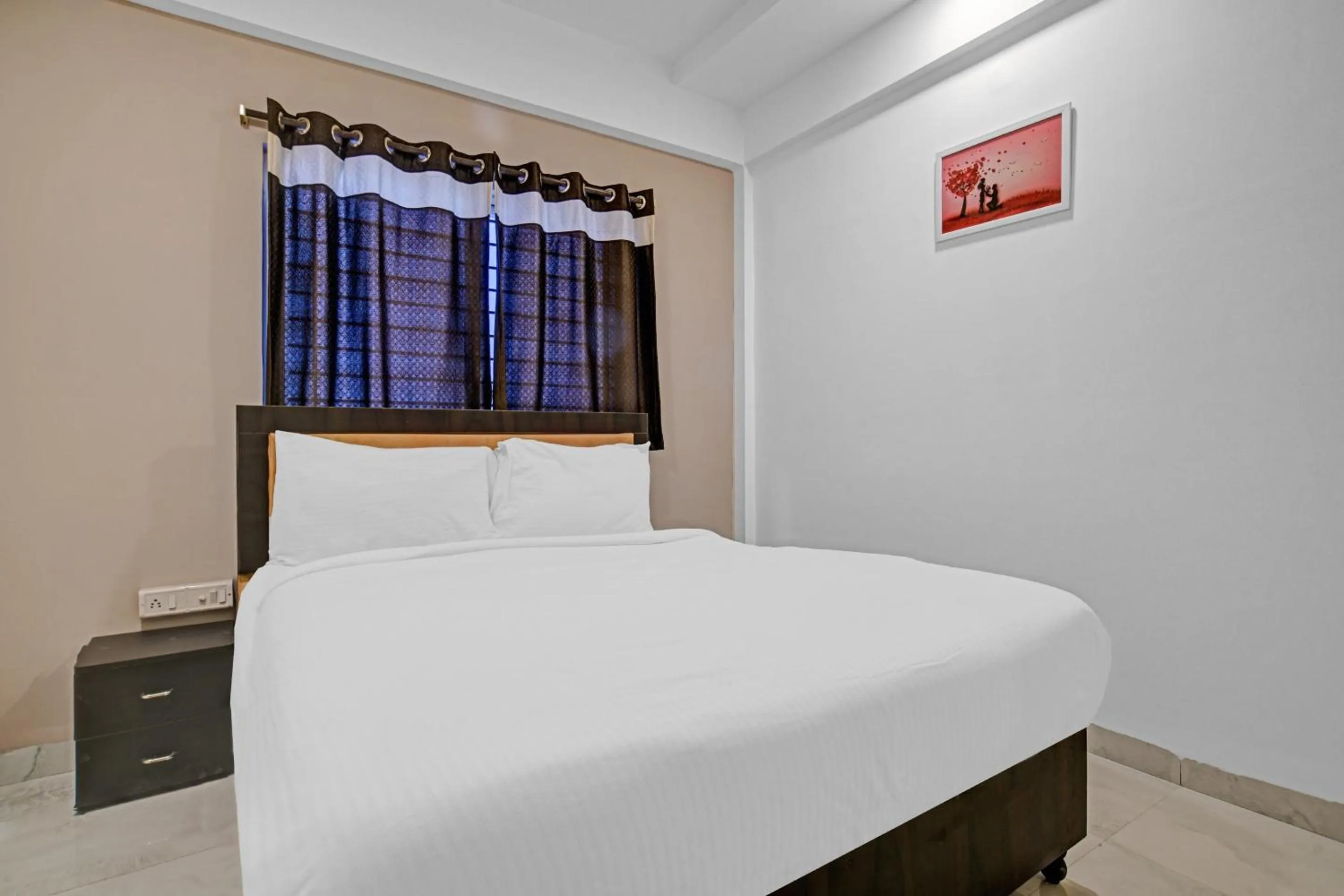 Facade/entrance in Collection O The Eternity Near LIG Sqaure