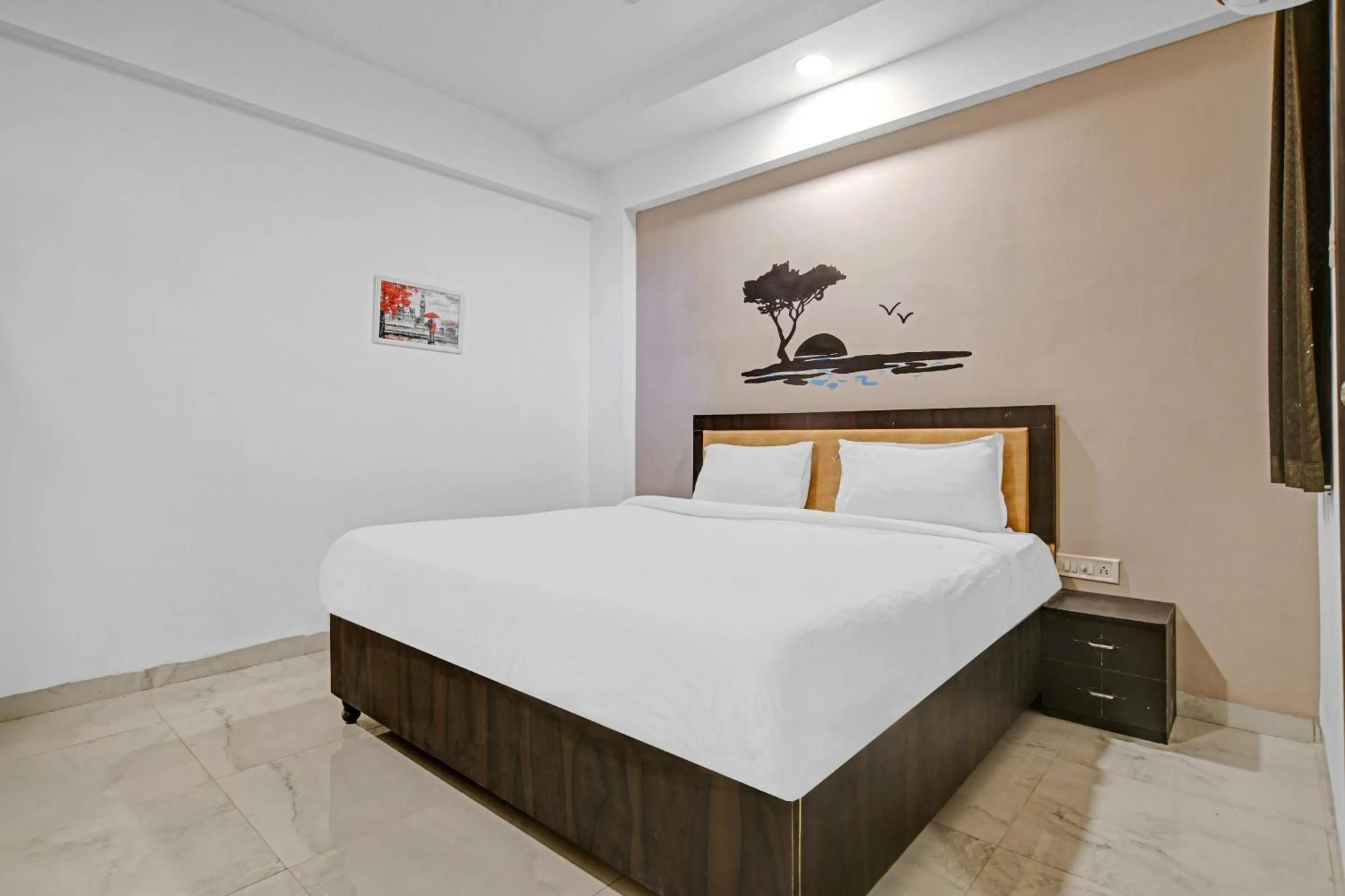 Bedroom in Collection O The Eternity Near LIG Sqaure