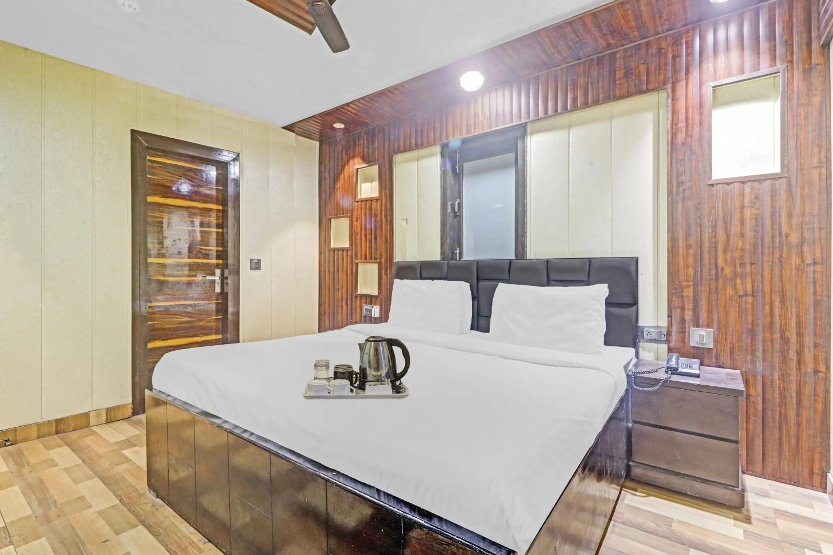 Bedroom, Bed in Hotel O Bhavya Residency