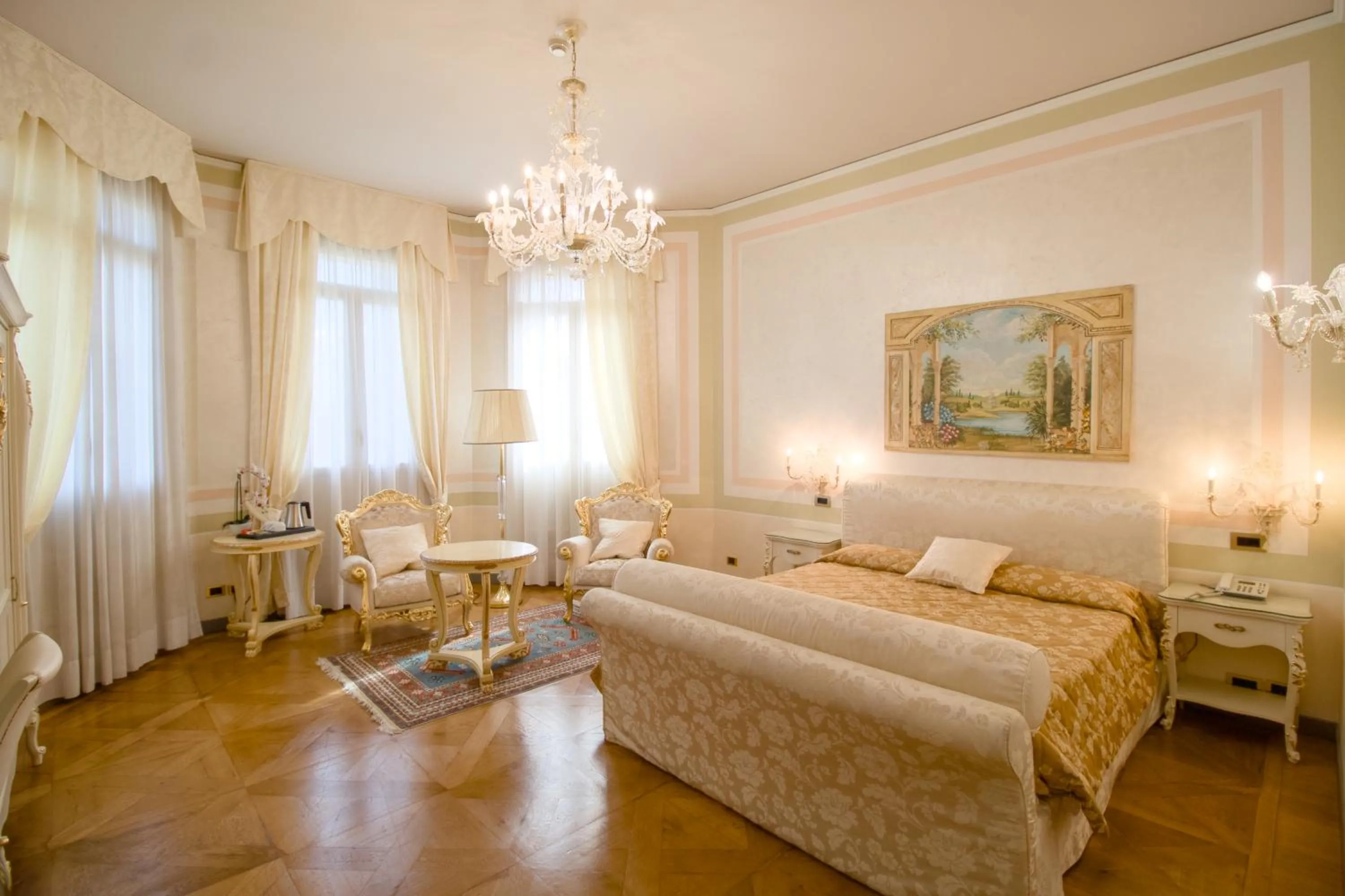 Photo of the whole room, Bed in Hotel Villa Stucky