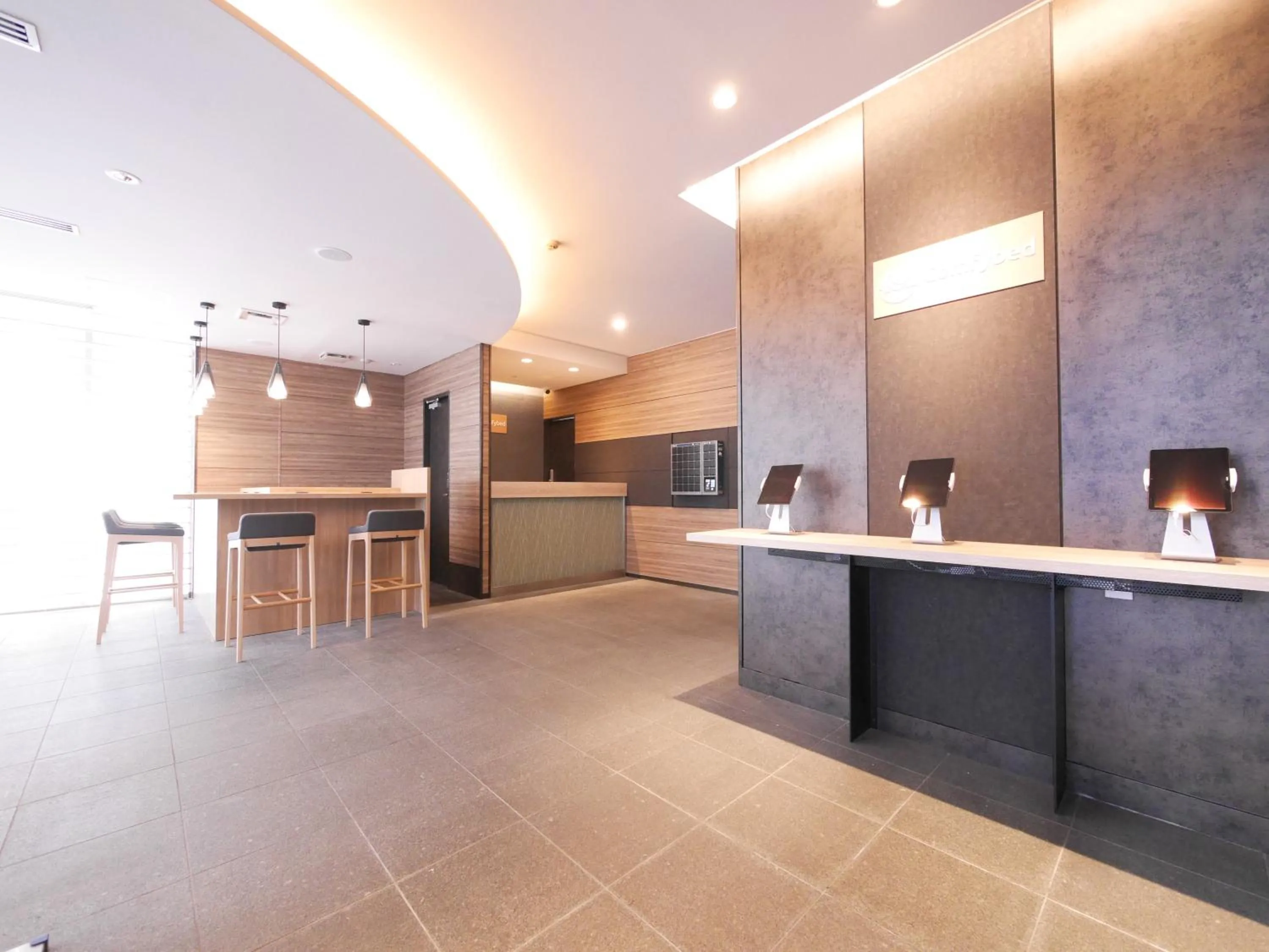 Lobby or reception in Hotel Comfybed Ginza