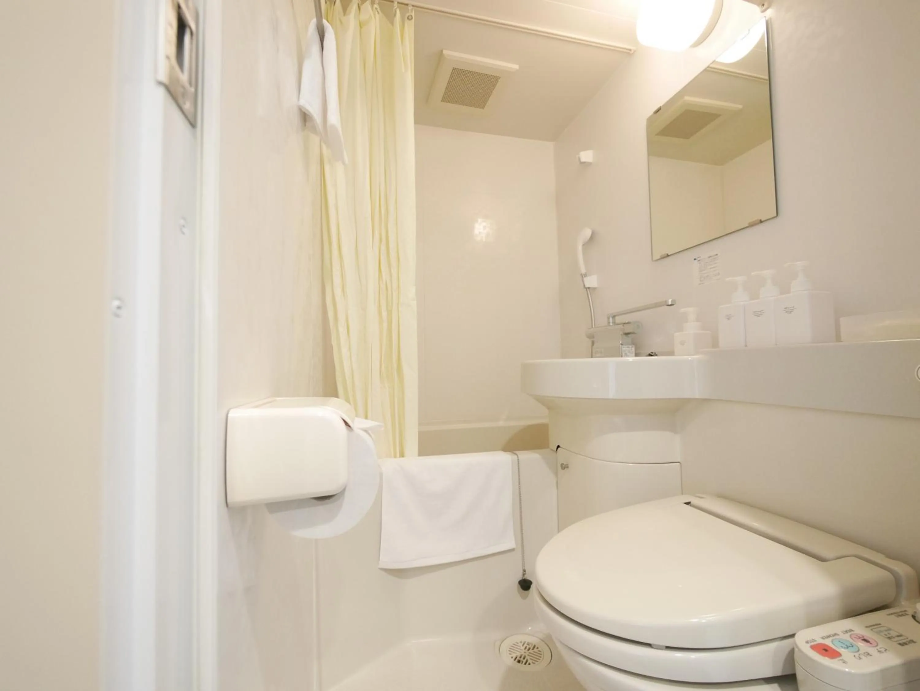 Bathroom in Hotel Comfybed Ginza