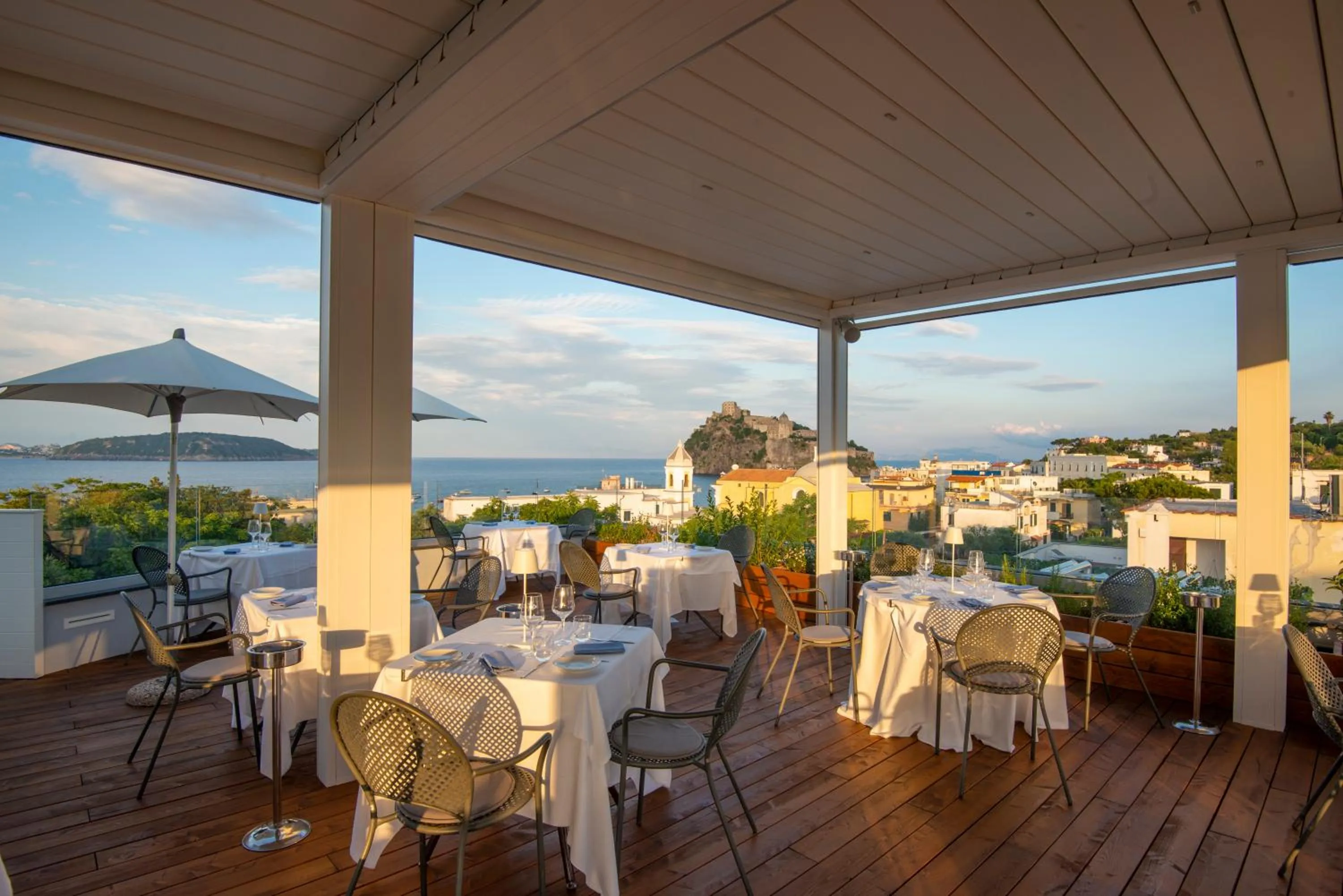 Restaurant/places to eat in Hotel Villa Durrueli Resort & Spa