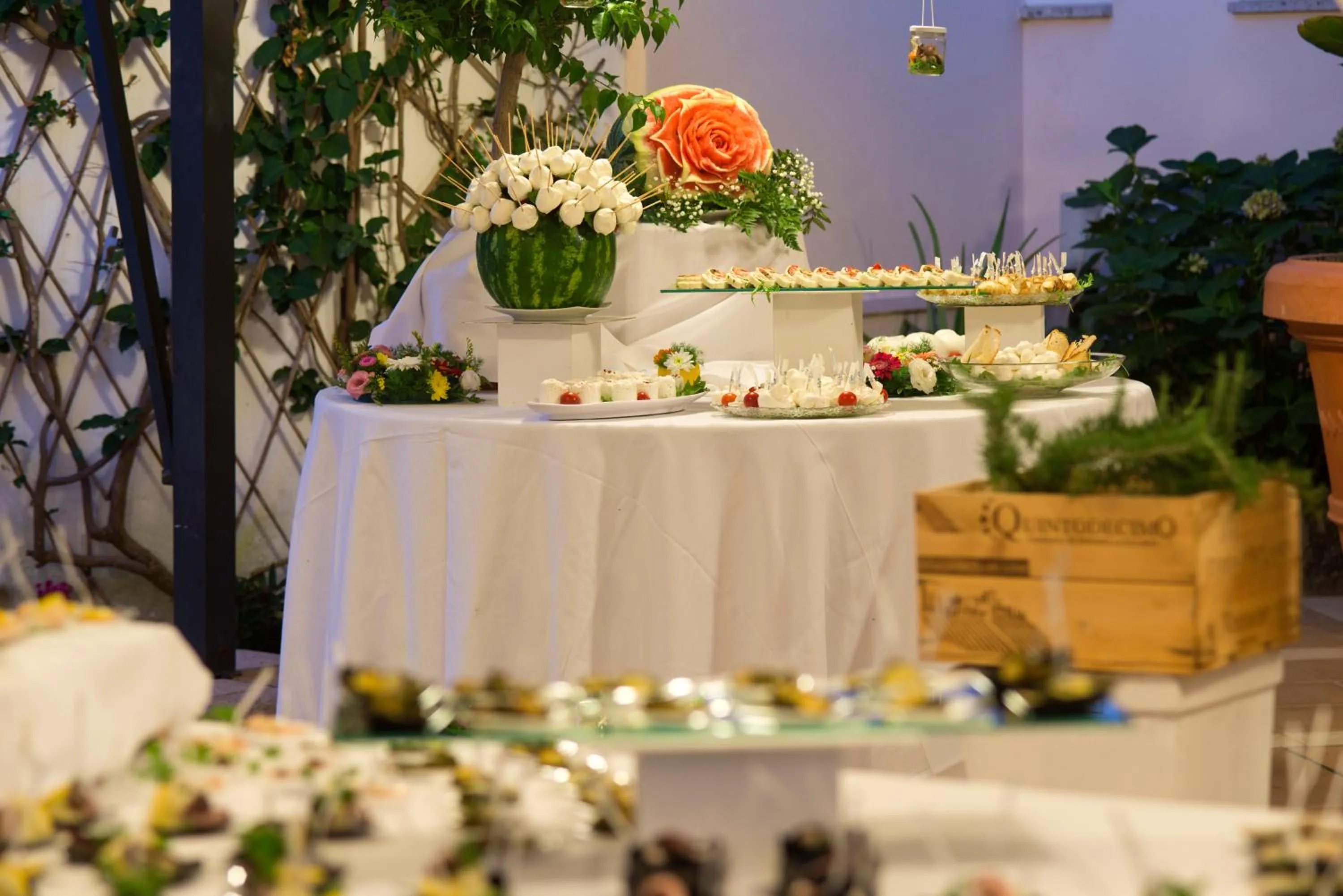 Restaurant/places to eat in Hotel Villa Durrueli Resort & Spa