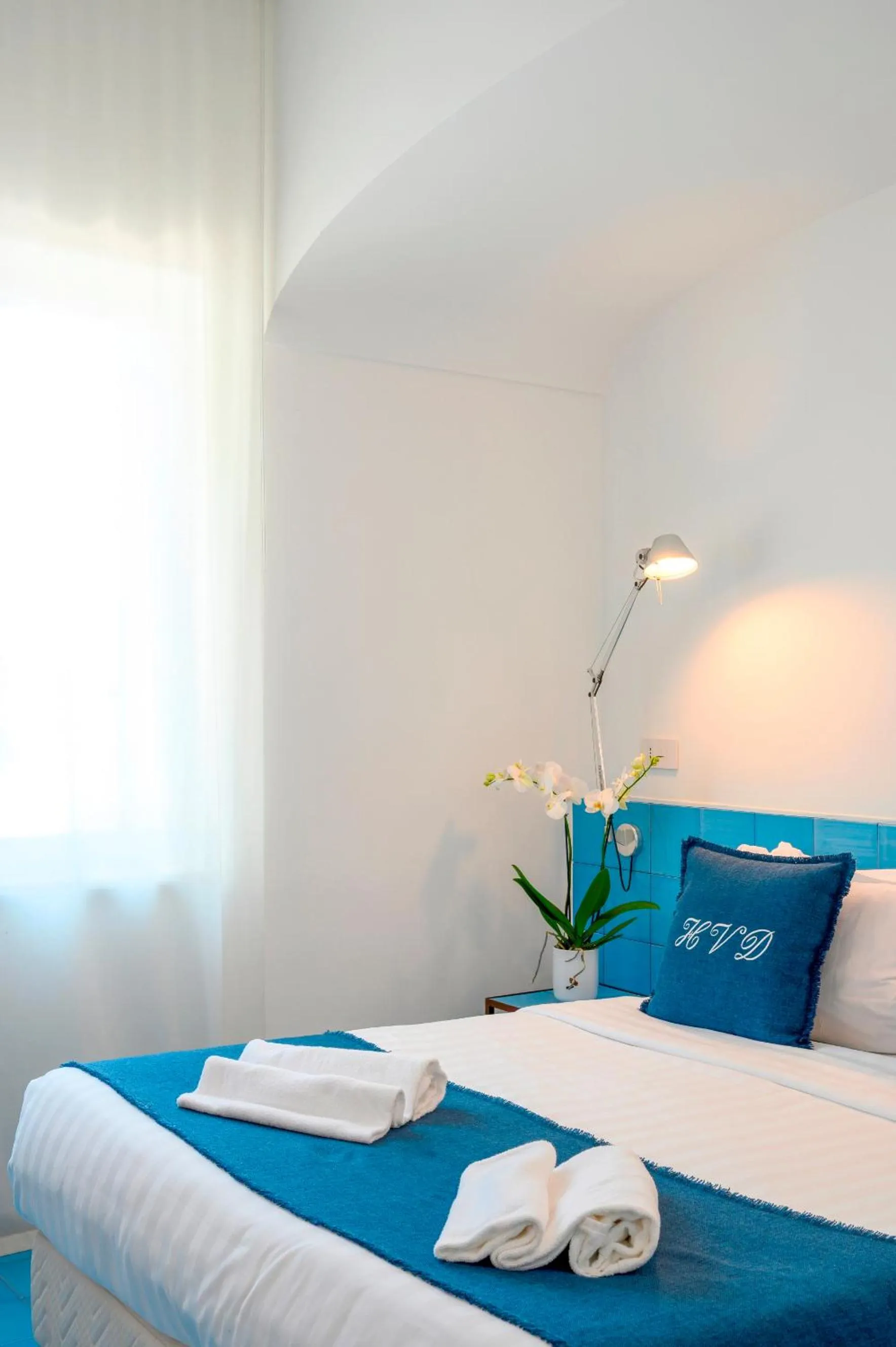 Bed in Hotel Villa Durrueli Resort & Spa