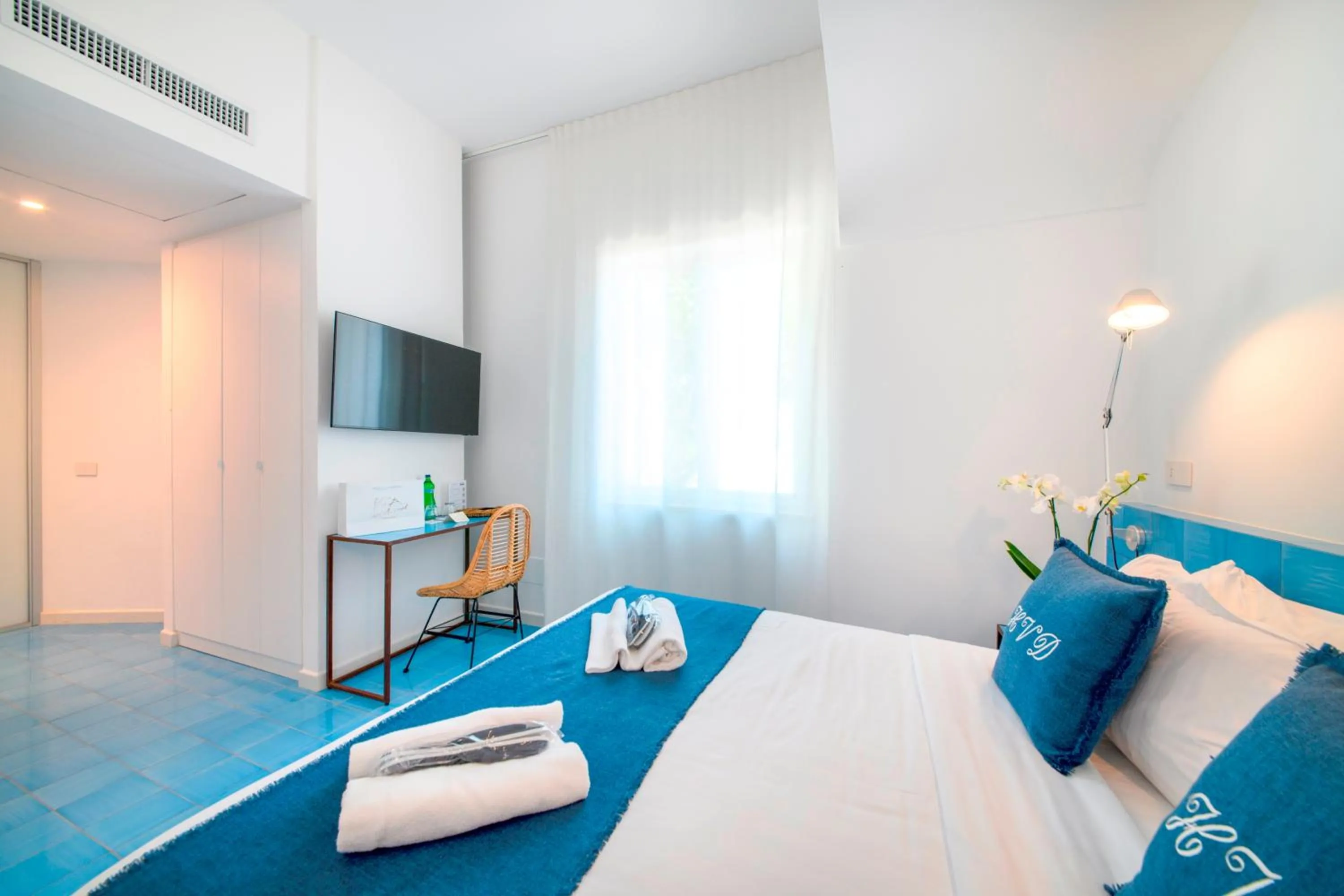 Bed in Hotel Villa Durrueli Resort & Spa