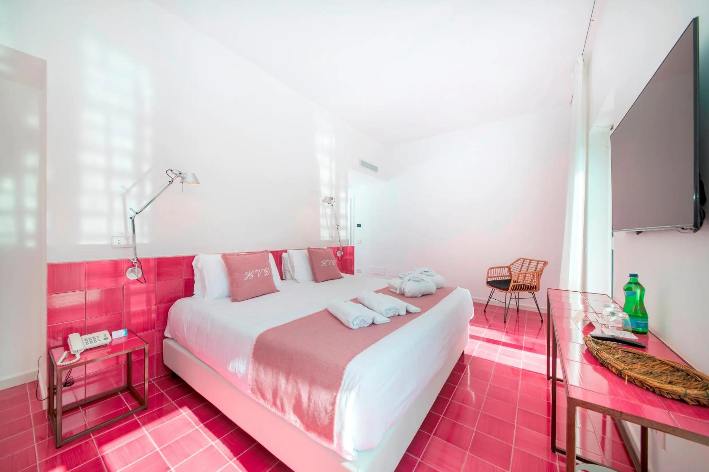 Bed in Hotel Villa Durrueli Resort & Spa