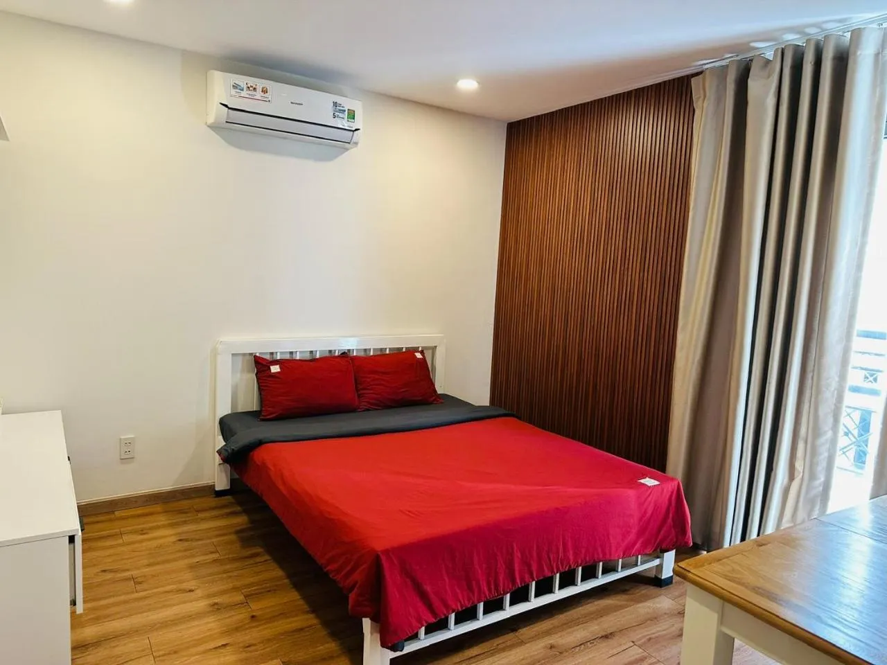 Bed in B786 Airport Apartment