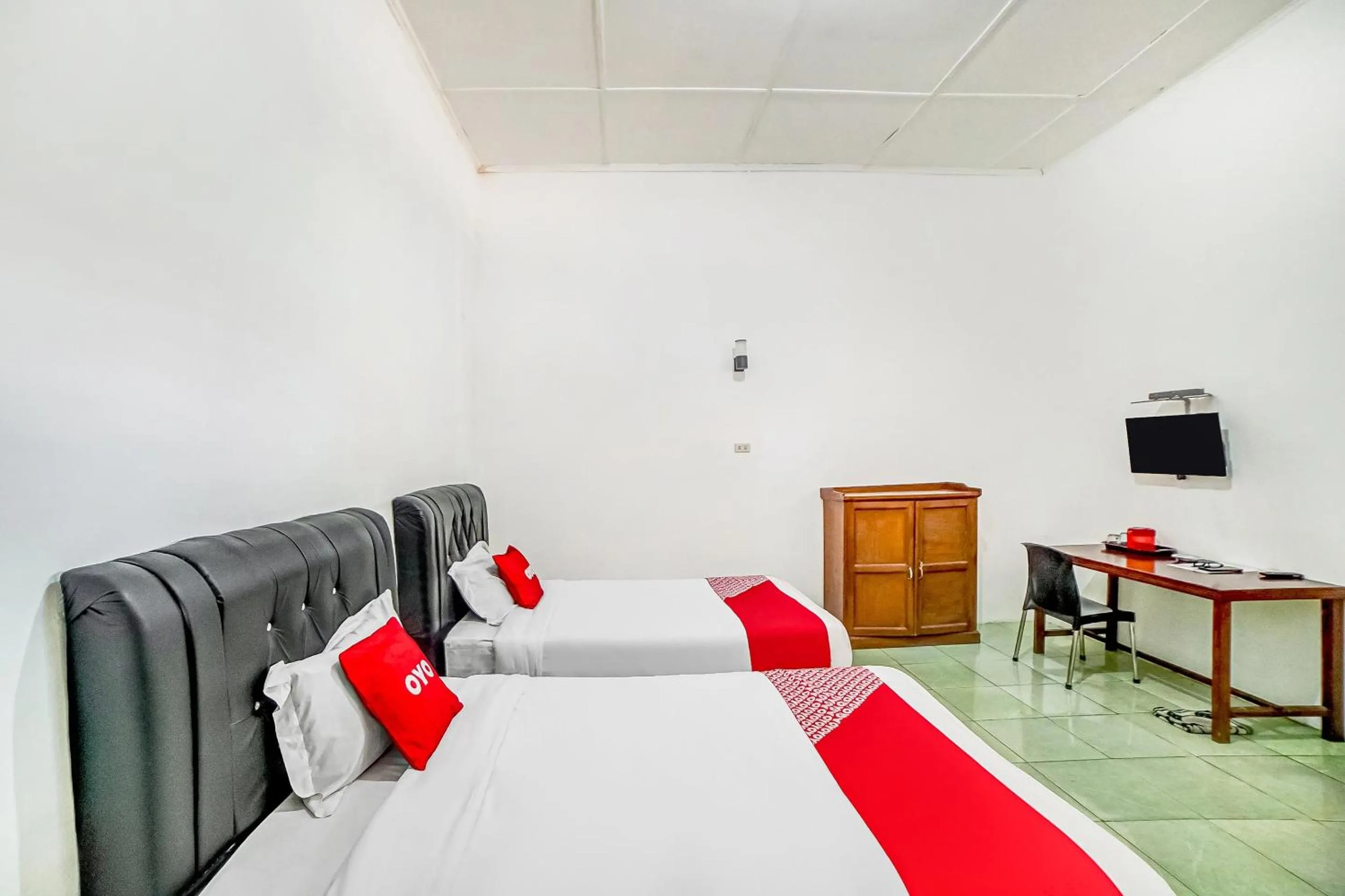 Bedroom, Bed in Hotel O Anugrah