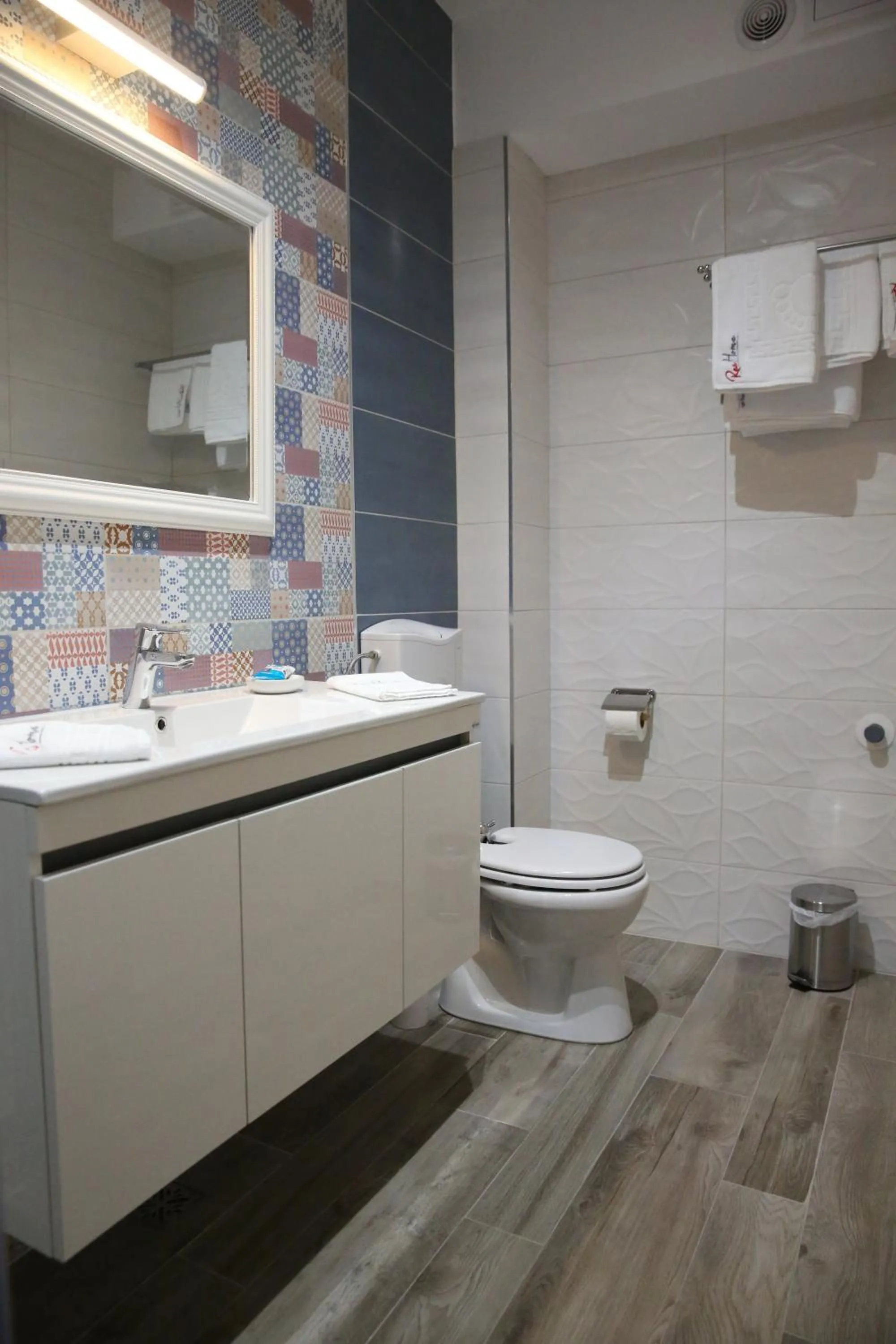 Toilet in ResHome Apartments&Rooms