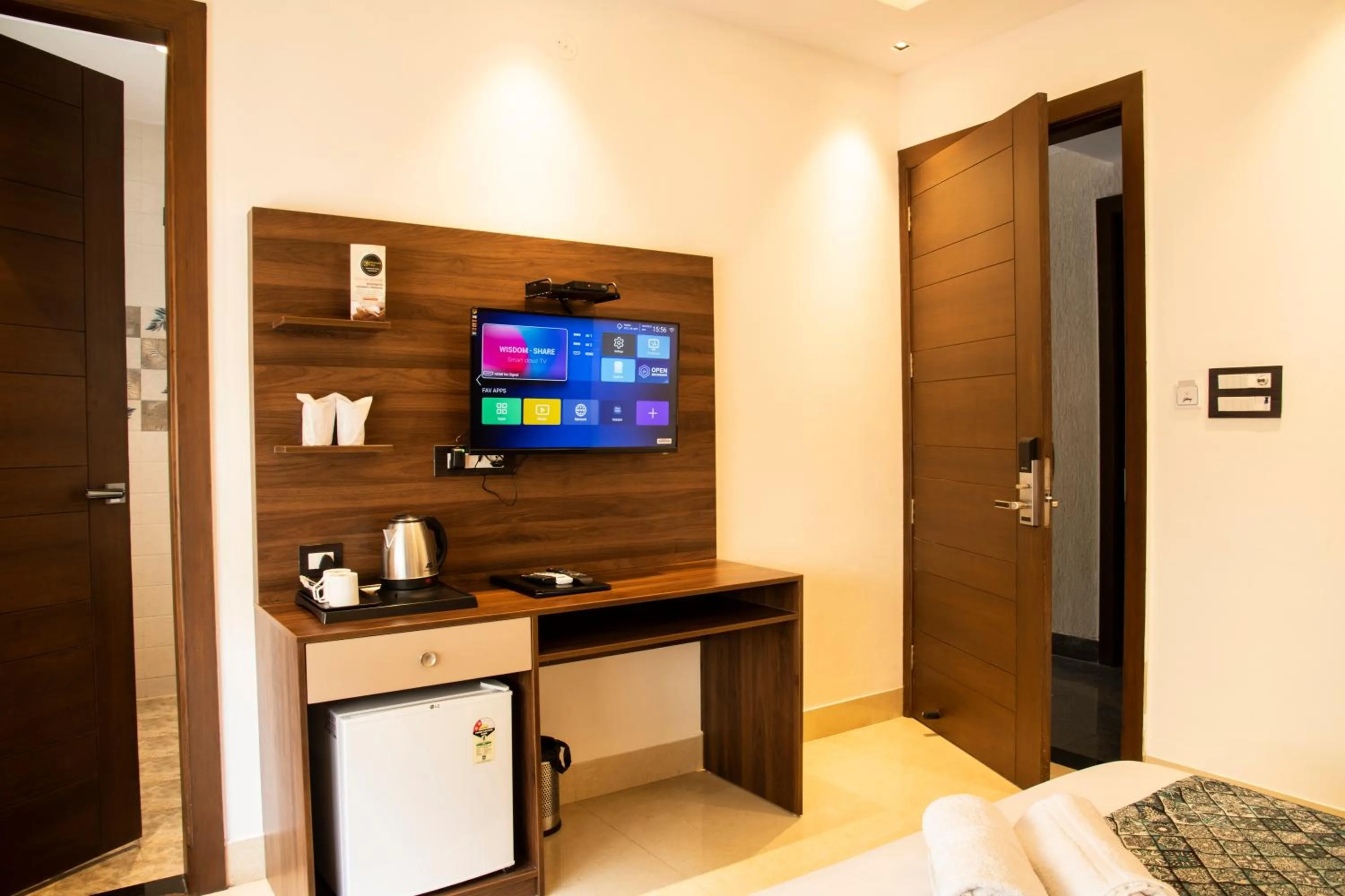 TV and multimedia, Bed in Hotel Dream Inn