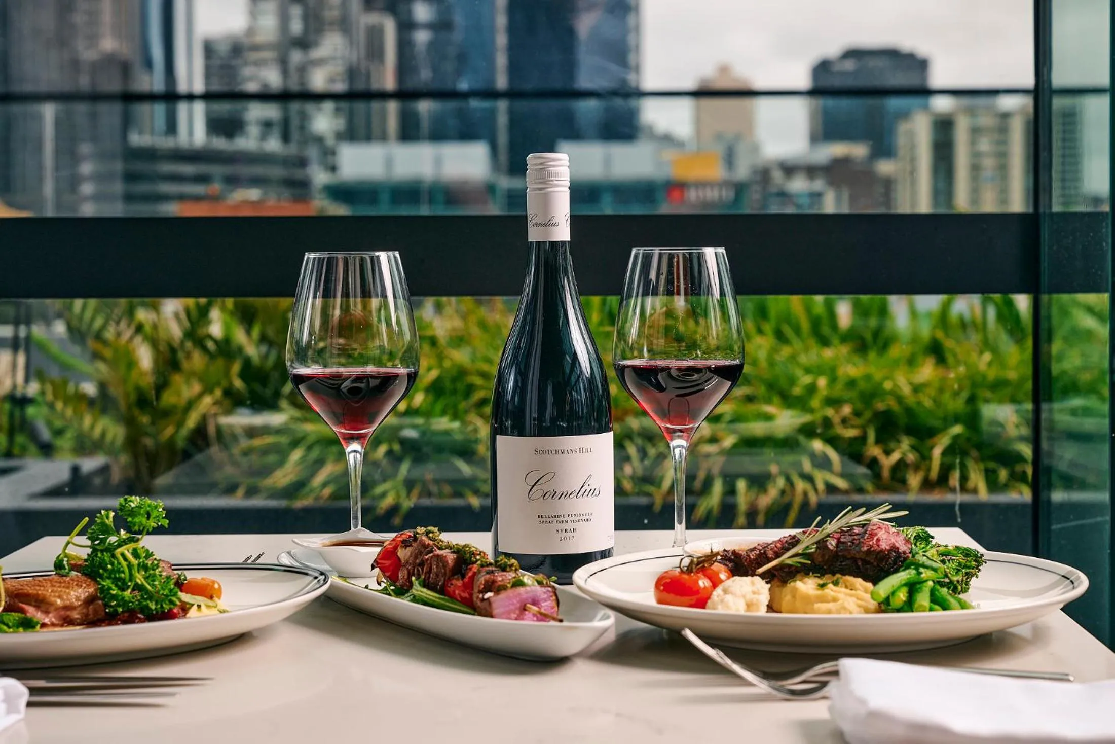 Restaurant/places to eat in voco Melbourne Central