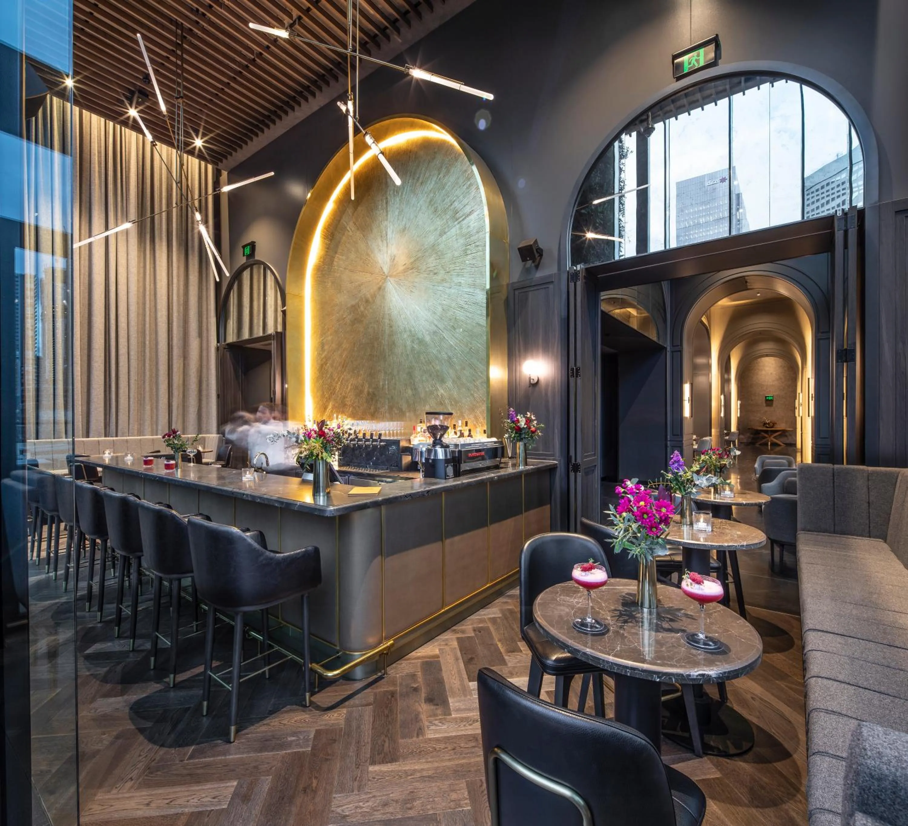 Lounge or bar in voco Melbourne Central