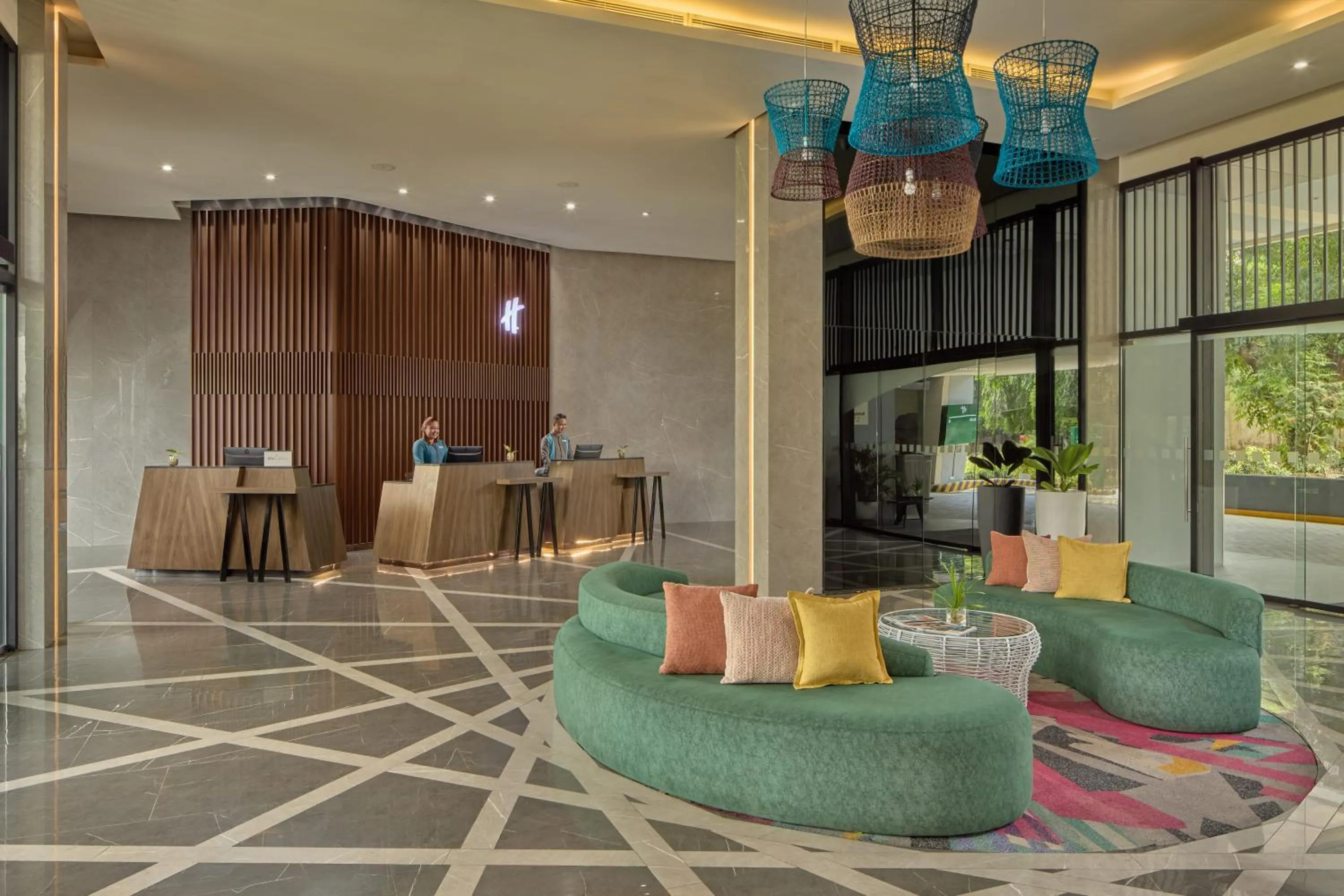 Lobby or reception in Holiday Inn Cebu City by IHG