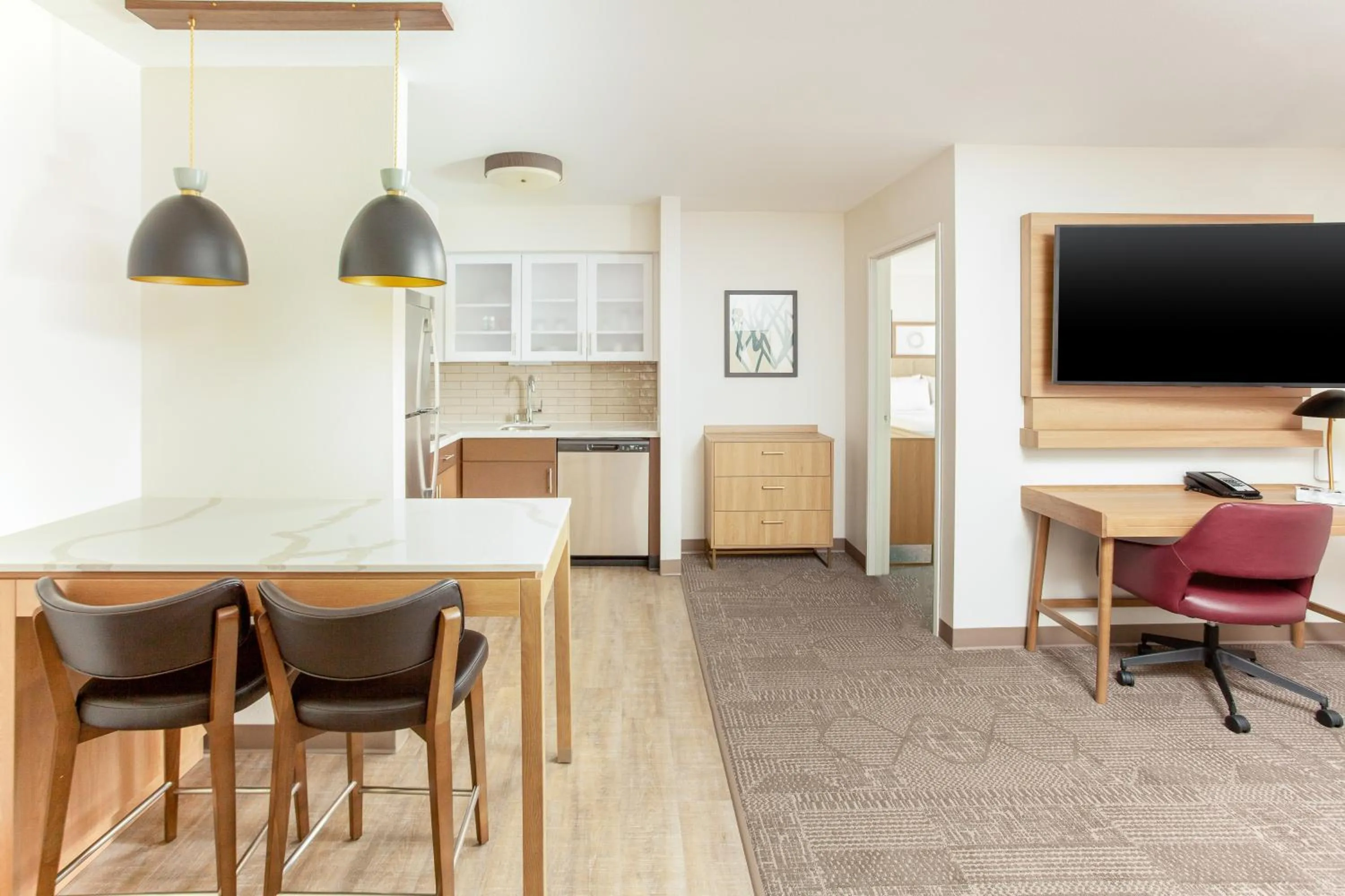 TV and multimedia in Staybridge Suites - San Bernardino - Loma Linda