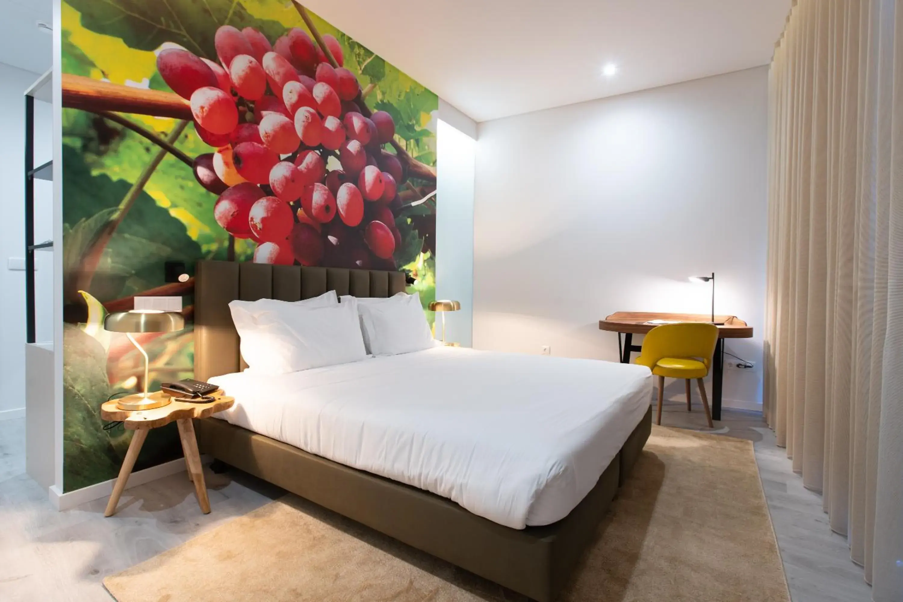 Standard Double or Twin Room with Balcony in Grapple Hotel & Spa Standard Double or Twin Room with Balcony in Grapple Hotel & Spa