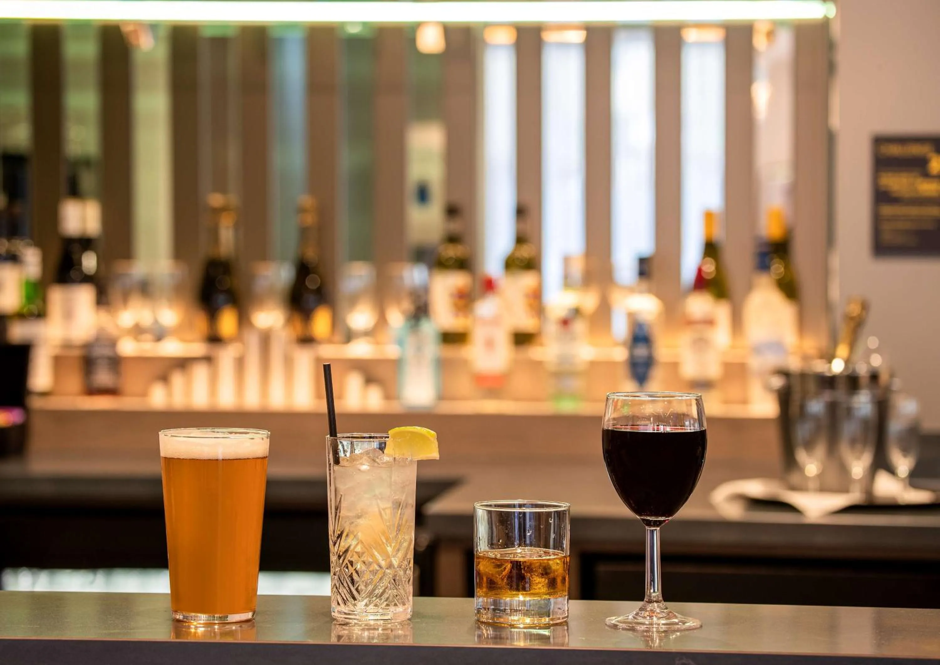 Lounge or bar in Hampton By Hilton Bath City