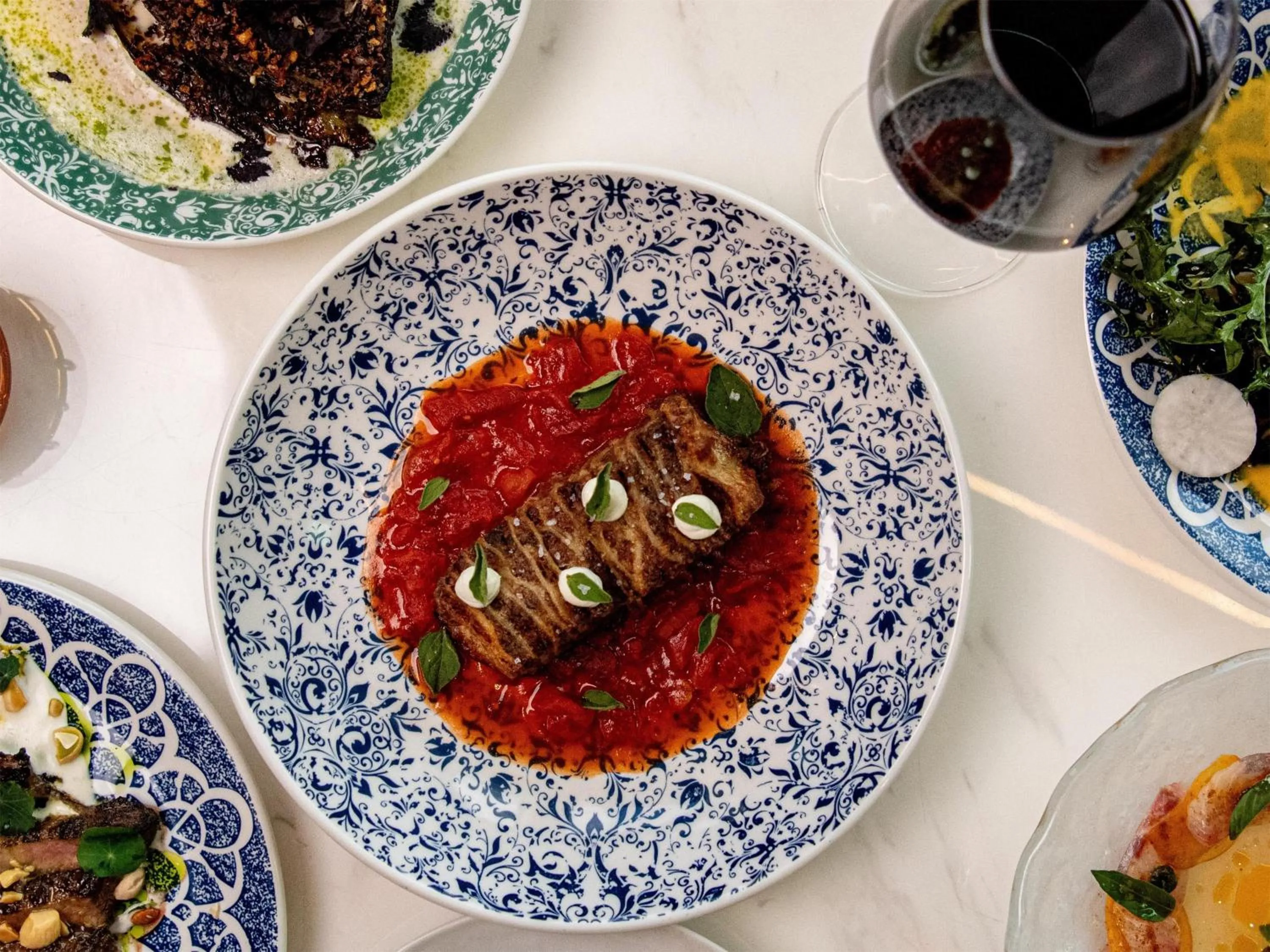Dining area in Conrad Nashville