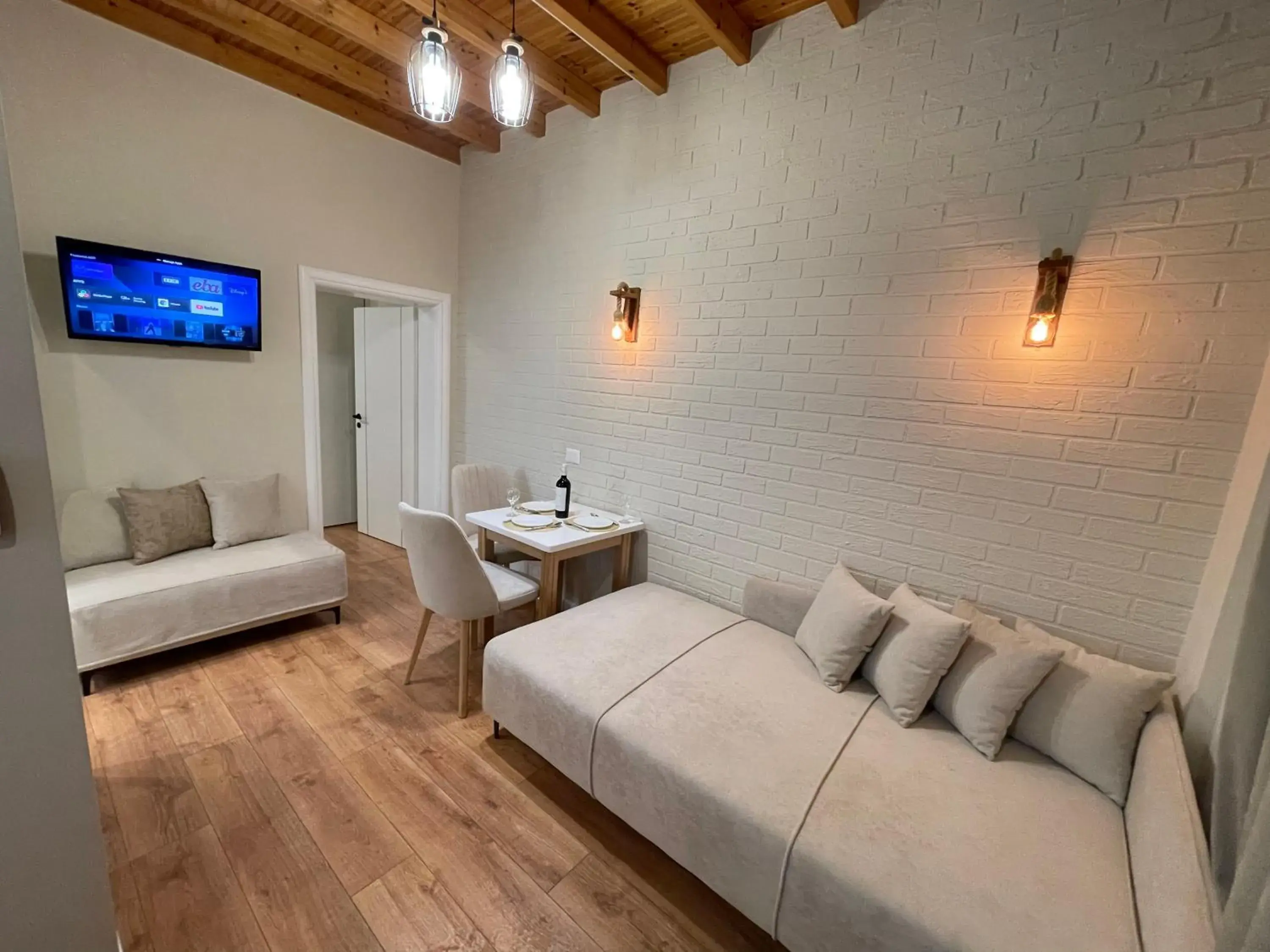 Junior Suite with Balcony in Arial Penthouse Suites Junior Suite with Balcony in Arial Penthouse Suites