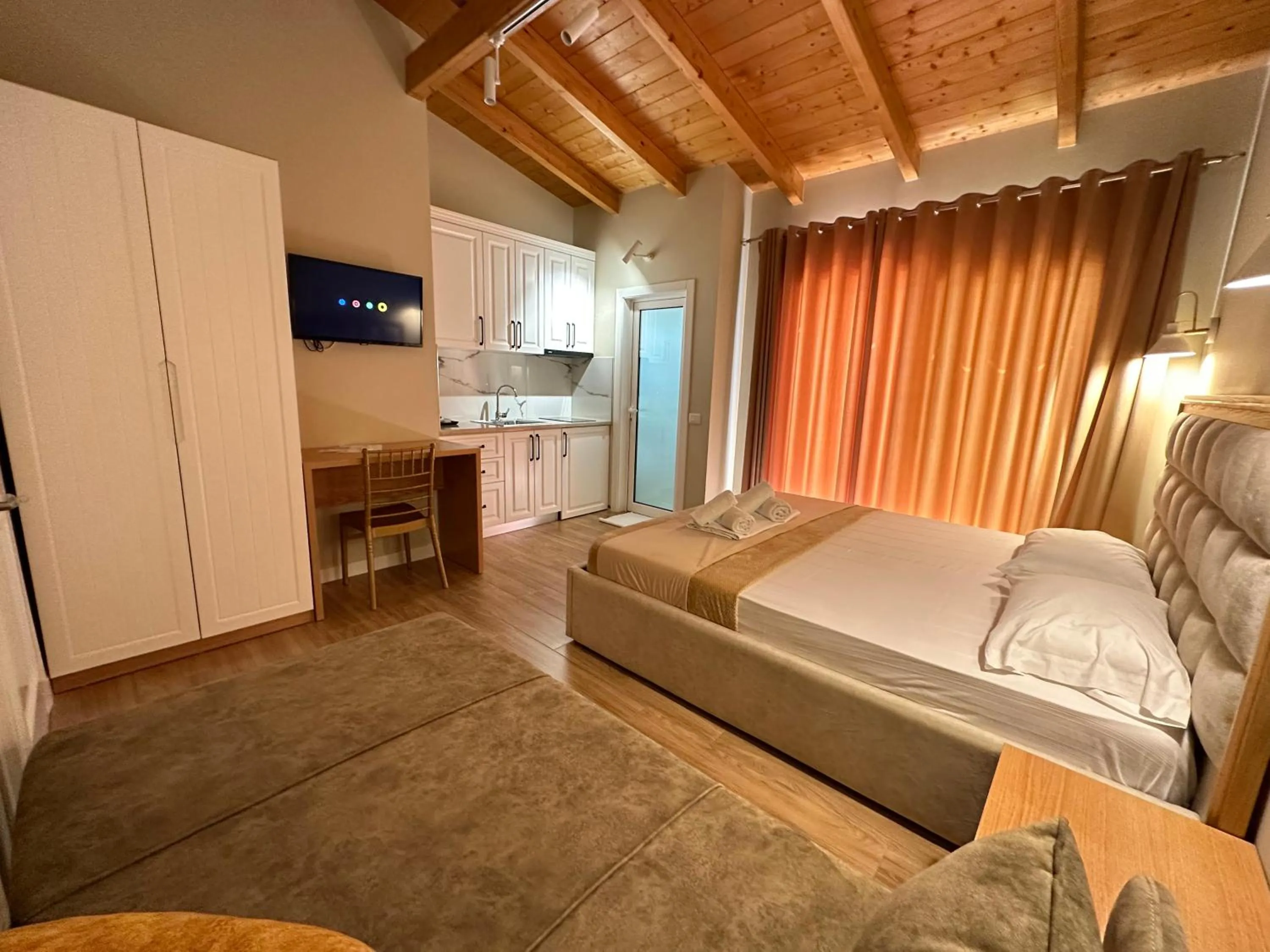 Bed in Arial Penthouse Suites