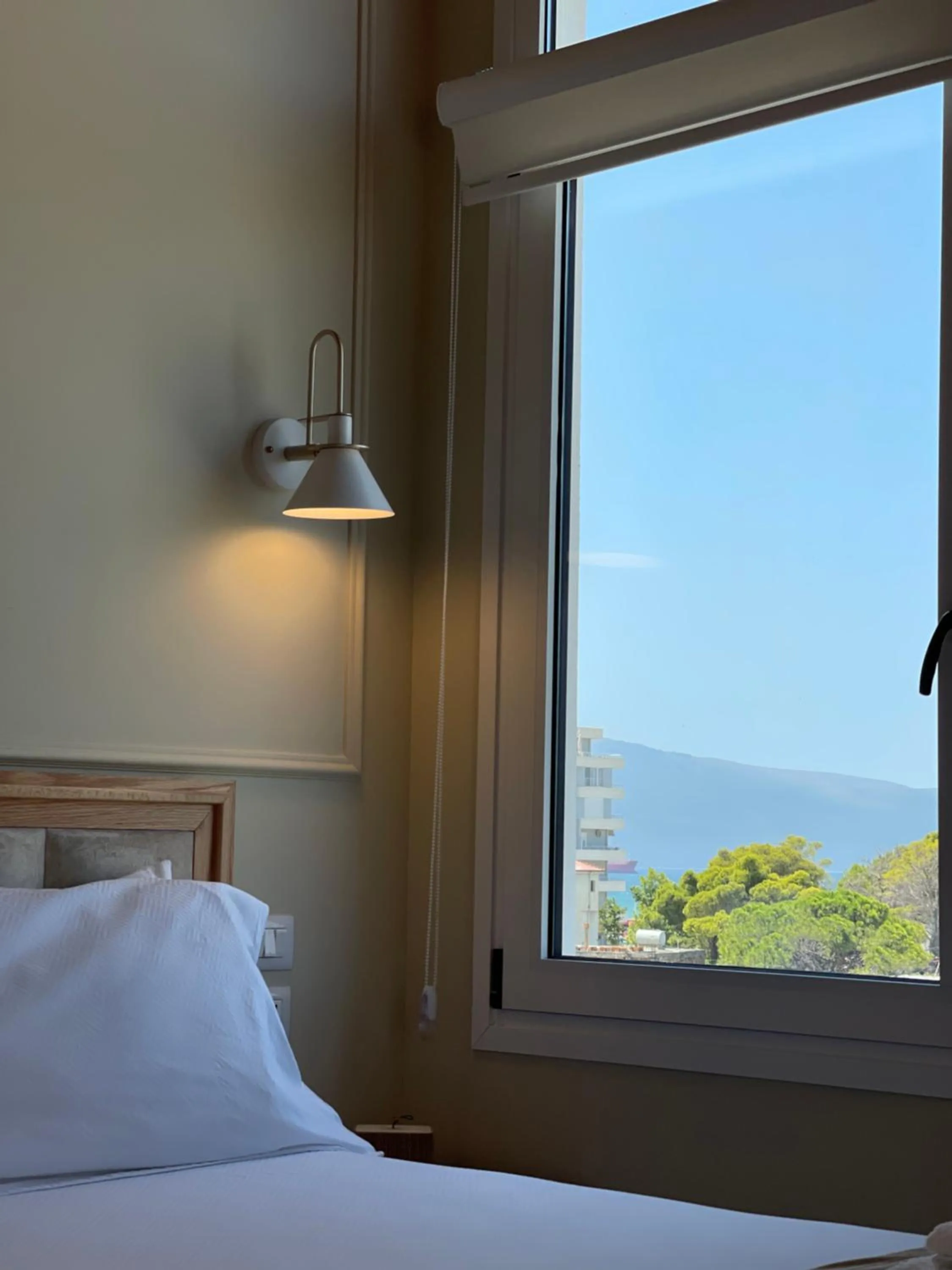 Bed in Arial Penthouse Suites