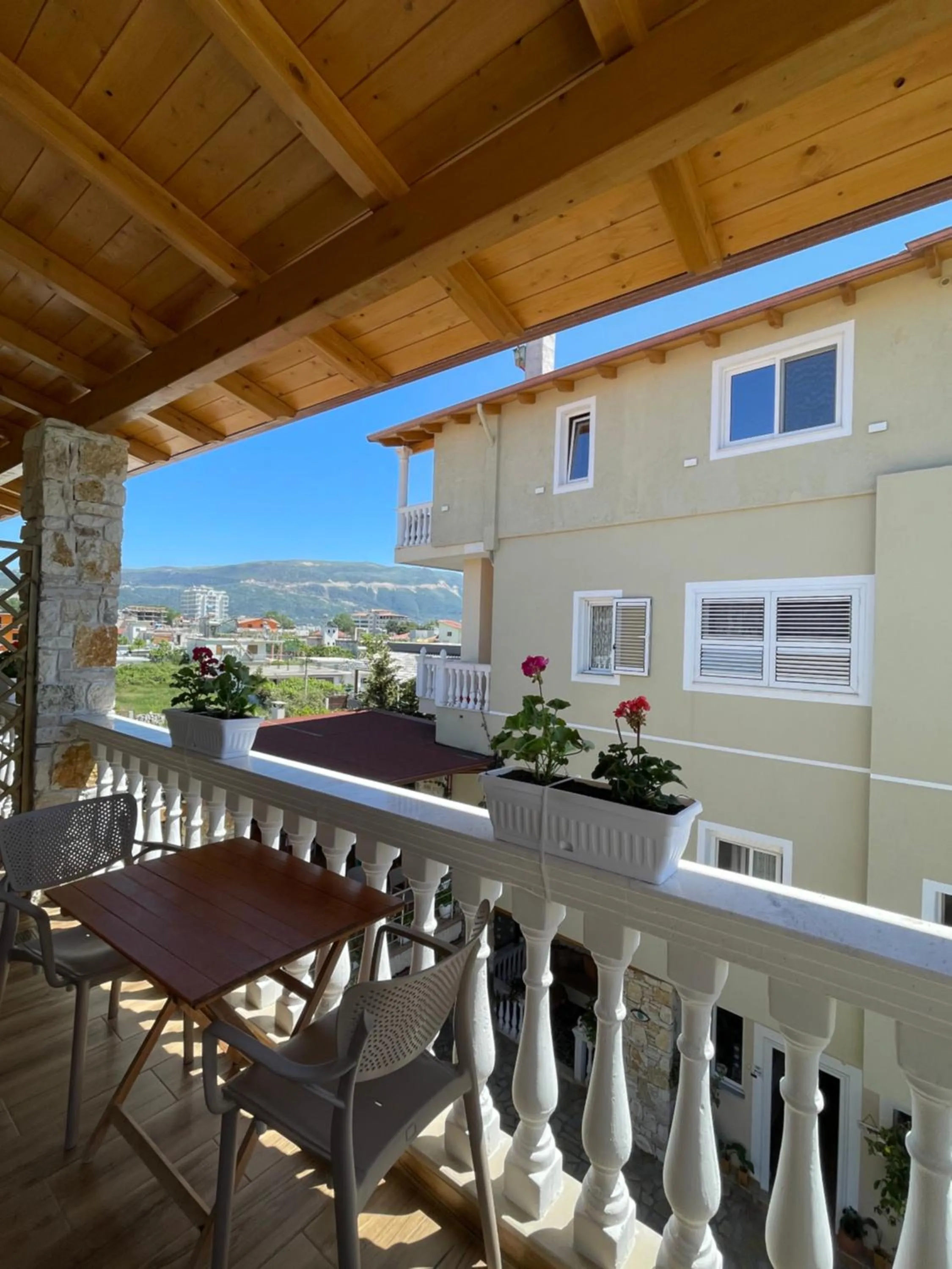 Balcony/Terrace in Arial Penthouse Suites