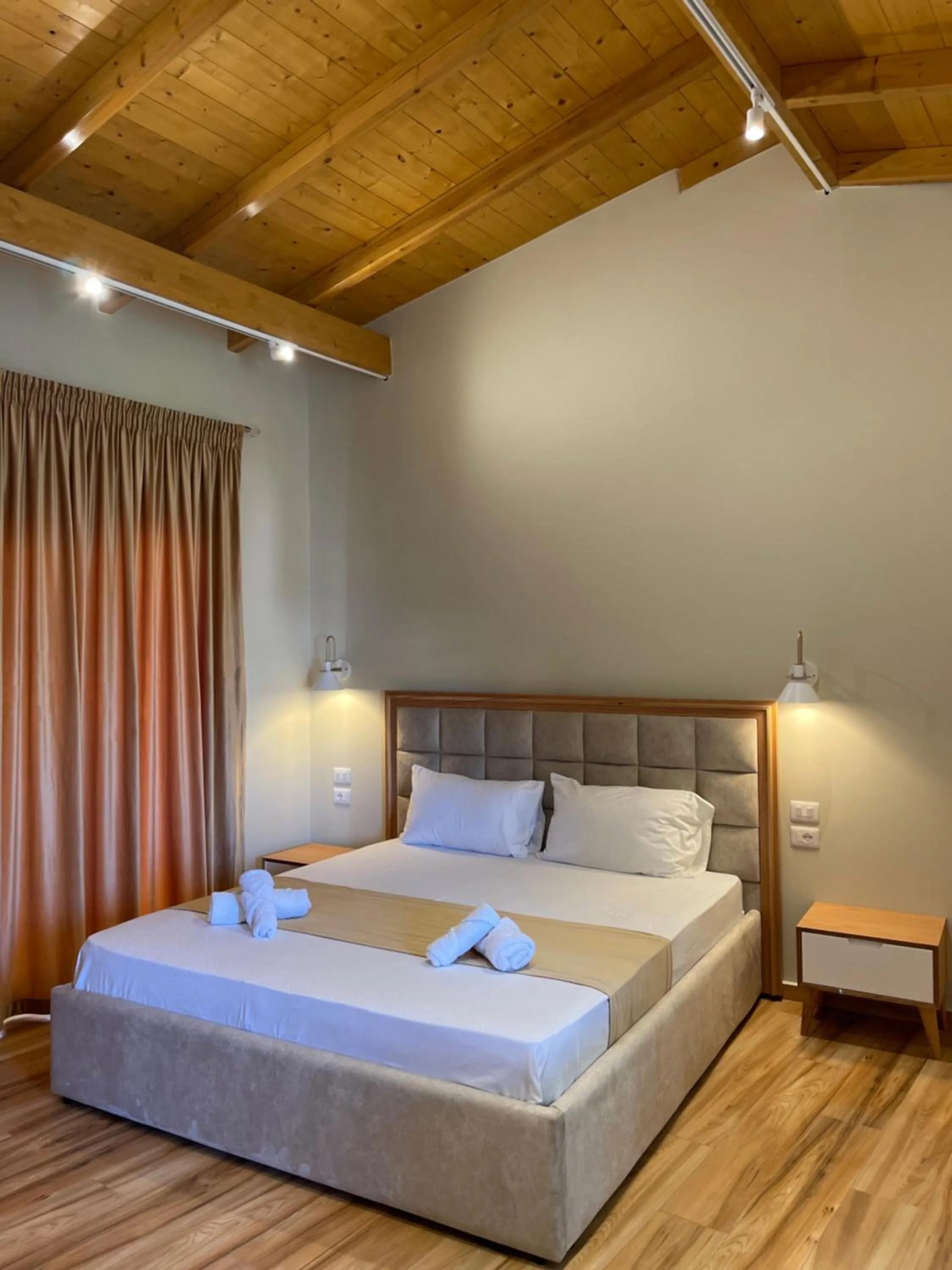 Bed in Arial Penthouse Suites