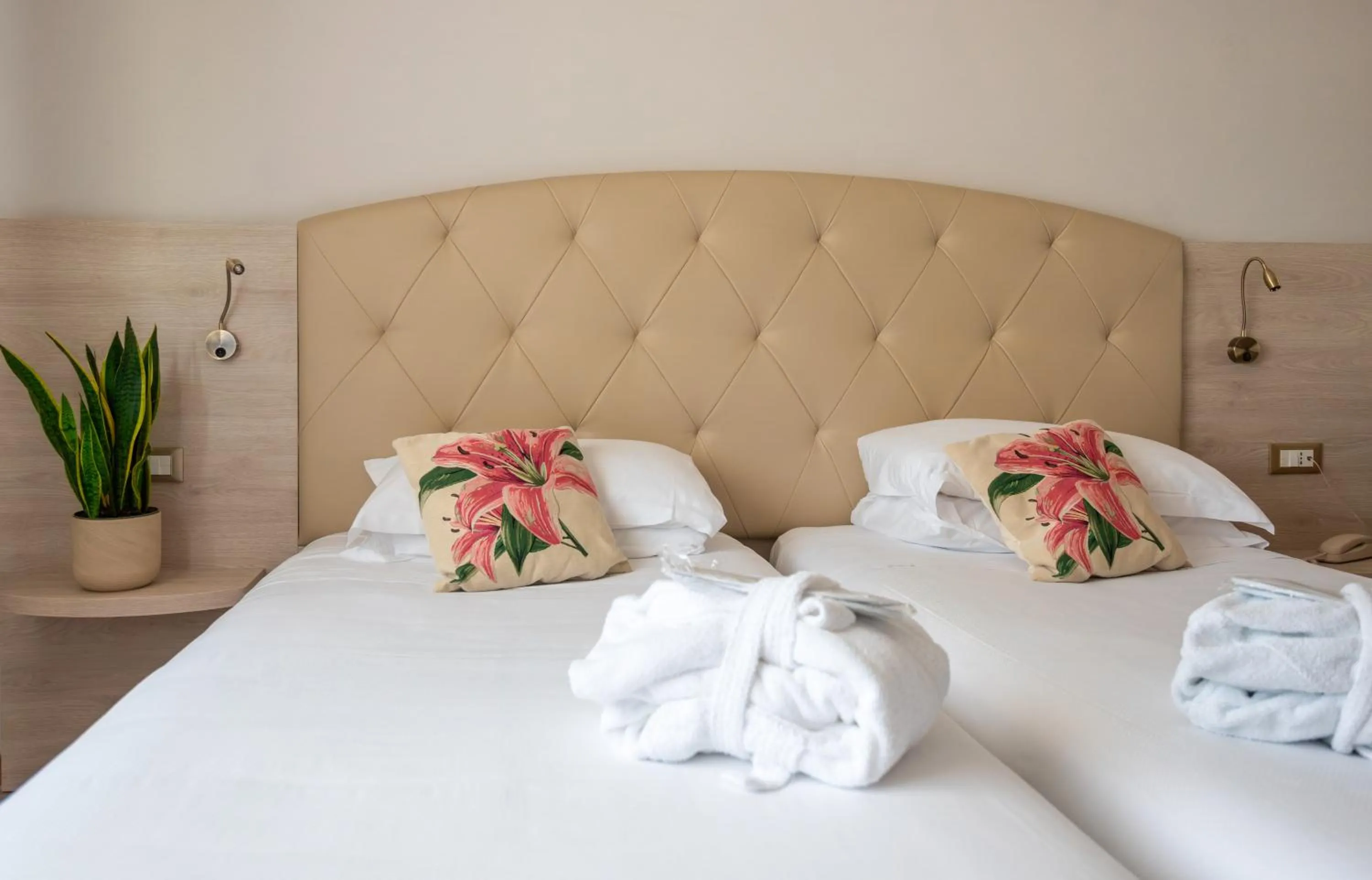 Bedroom, Bed in Hotel Castello Artemide Congressi