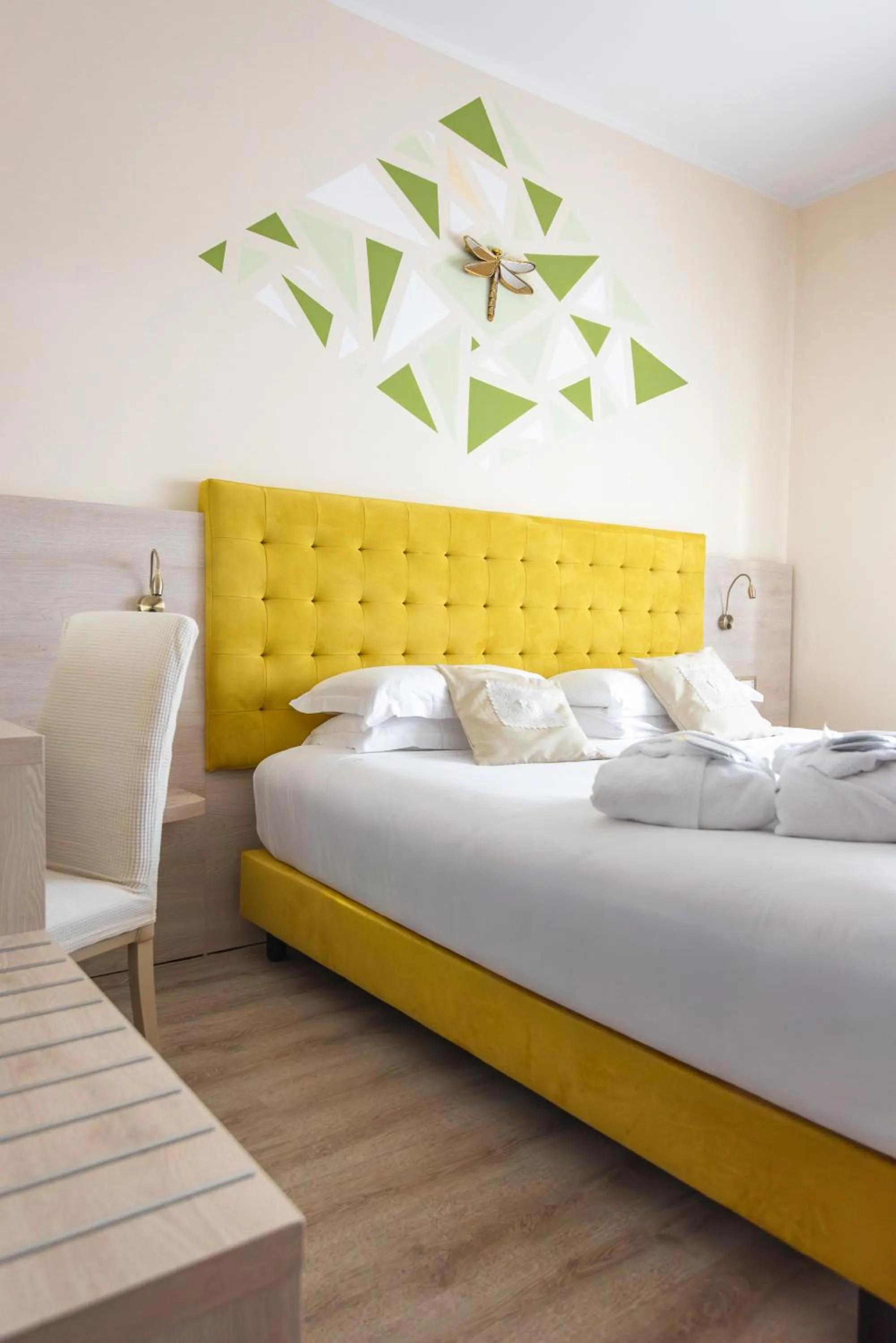 Bedroom, Bed in Hotel Castello Artemide Congressi