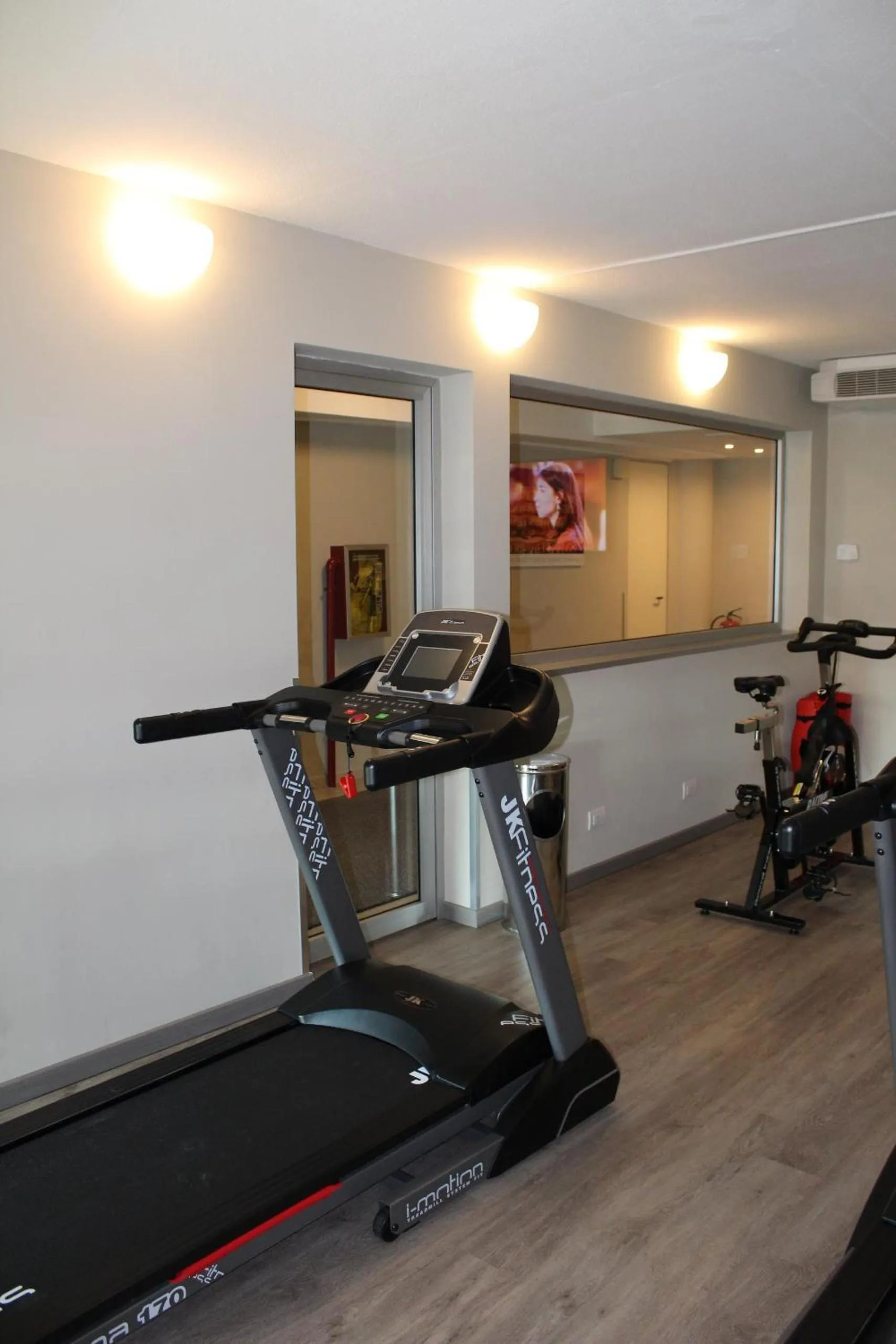 Fitness centre/facilities in Best Quality Hotel Politecnico
