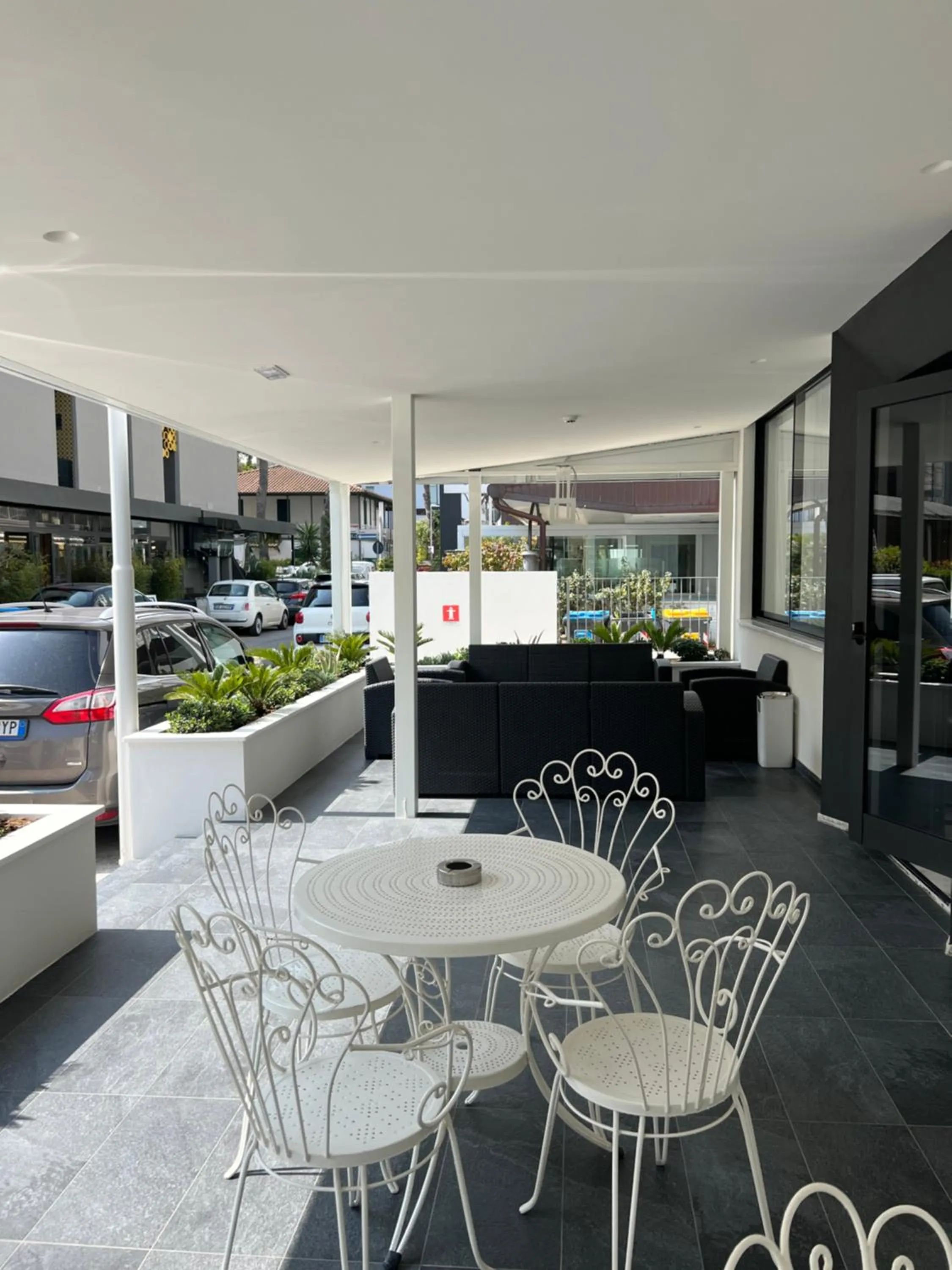 Day in Hotel Exclusive