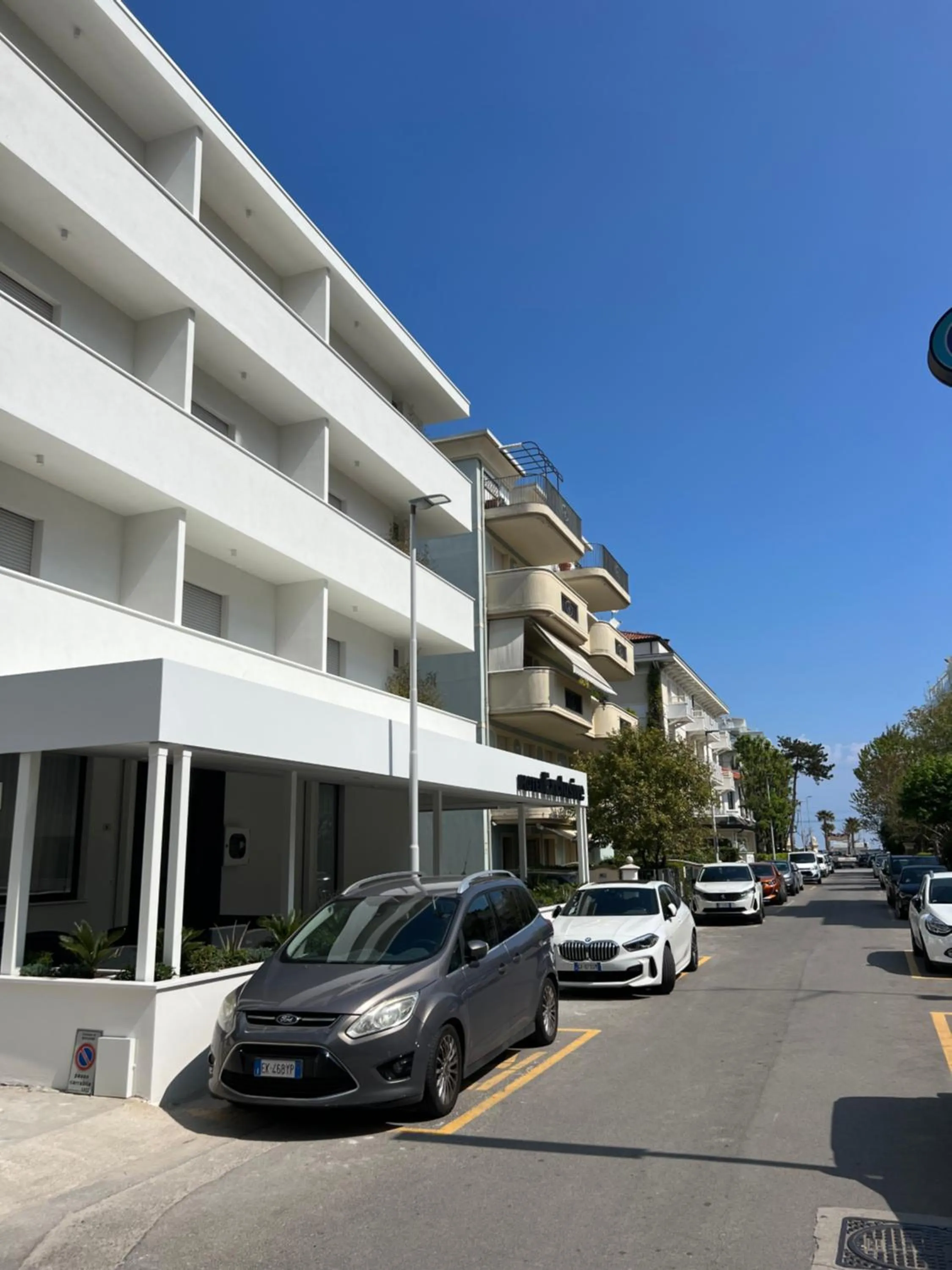 Property building in Hotel Exclusive