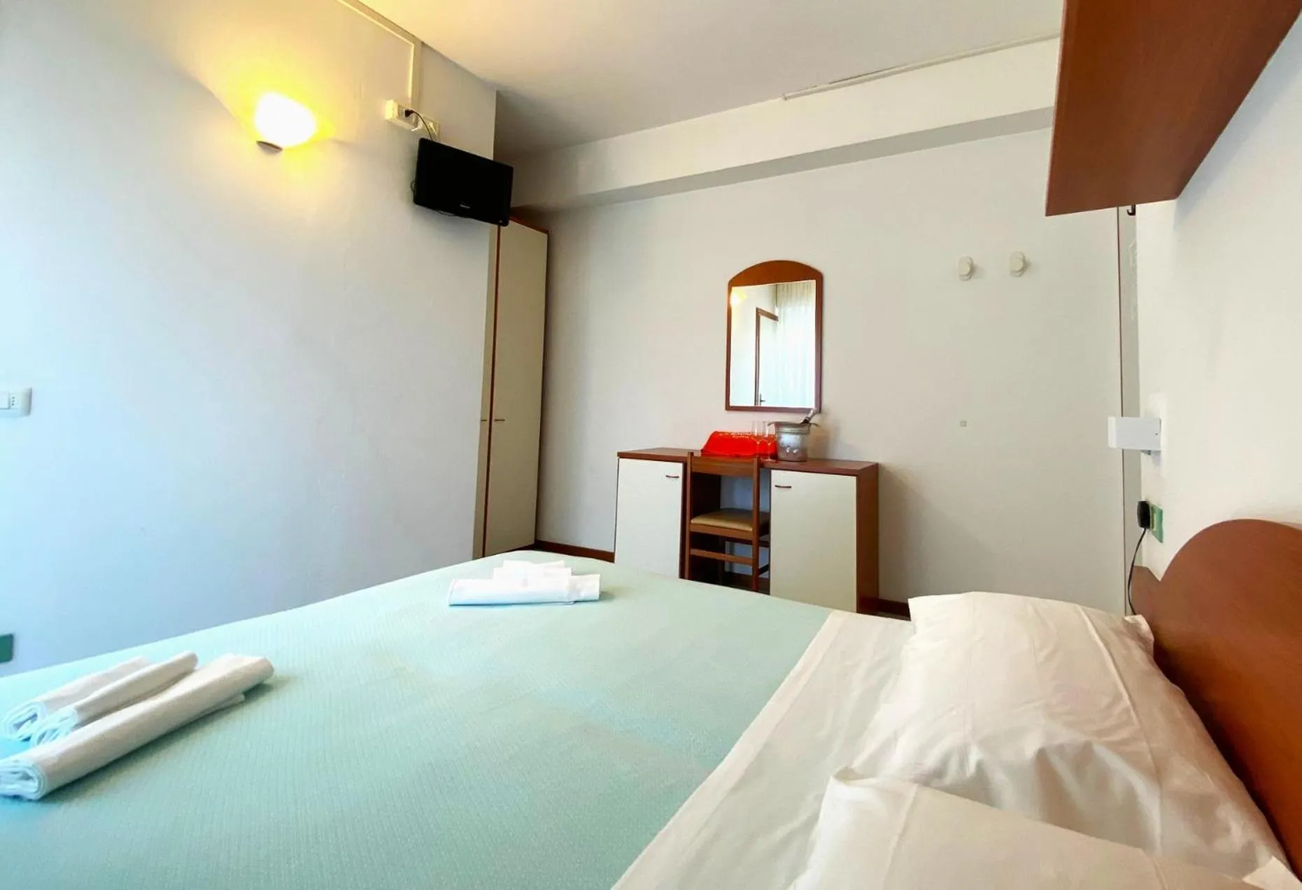 Economy Double Room in Hotel Exclusive