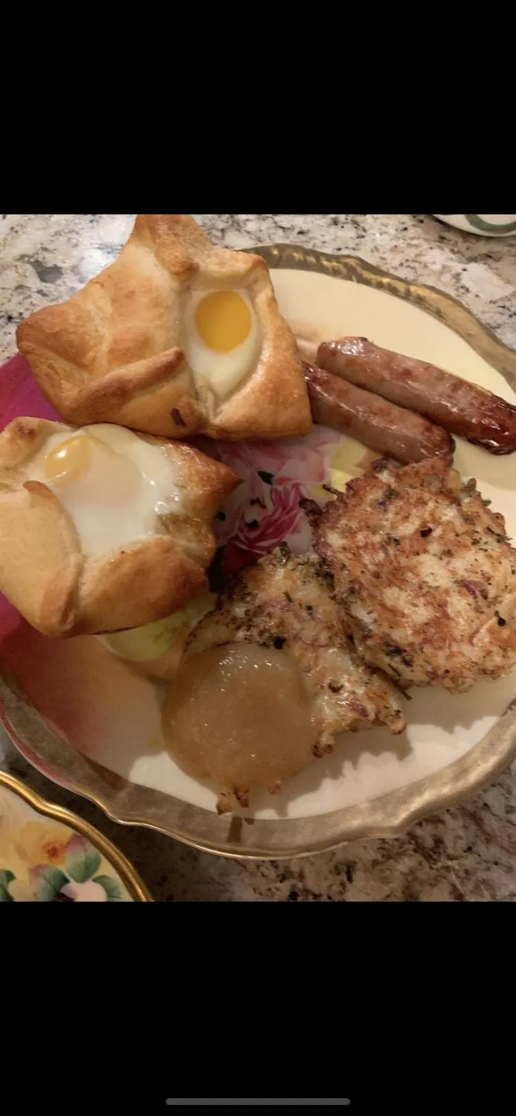 Breakfast in Raindrops On Roses Bed & Breakfast