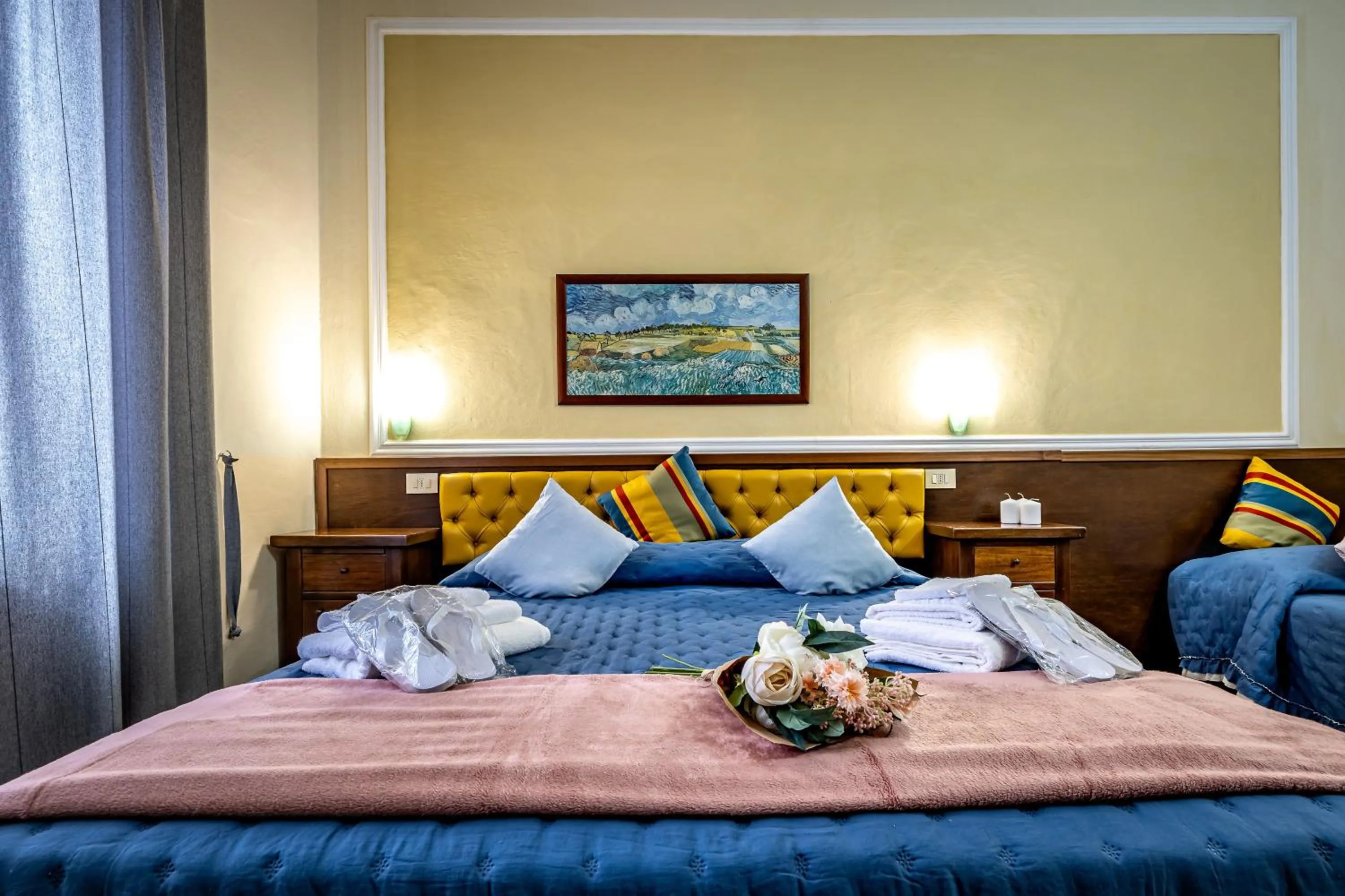 Bed in Hotel Minerva