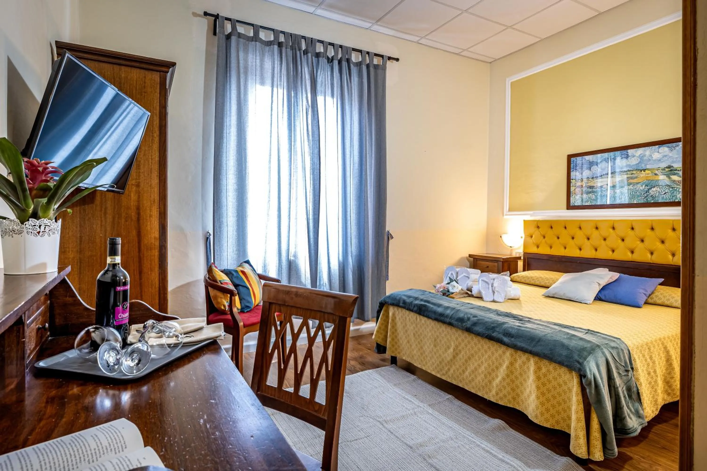 Bed in Hotel Minerva