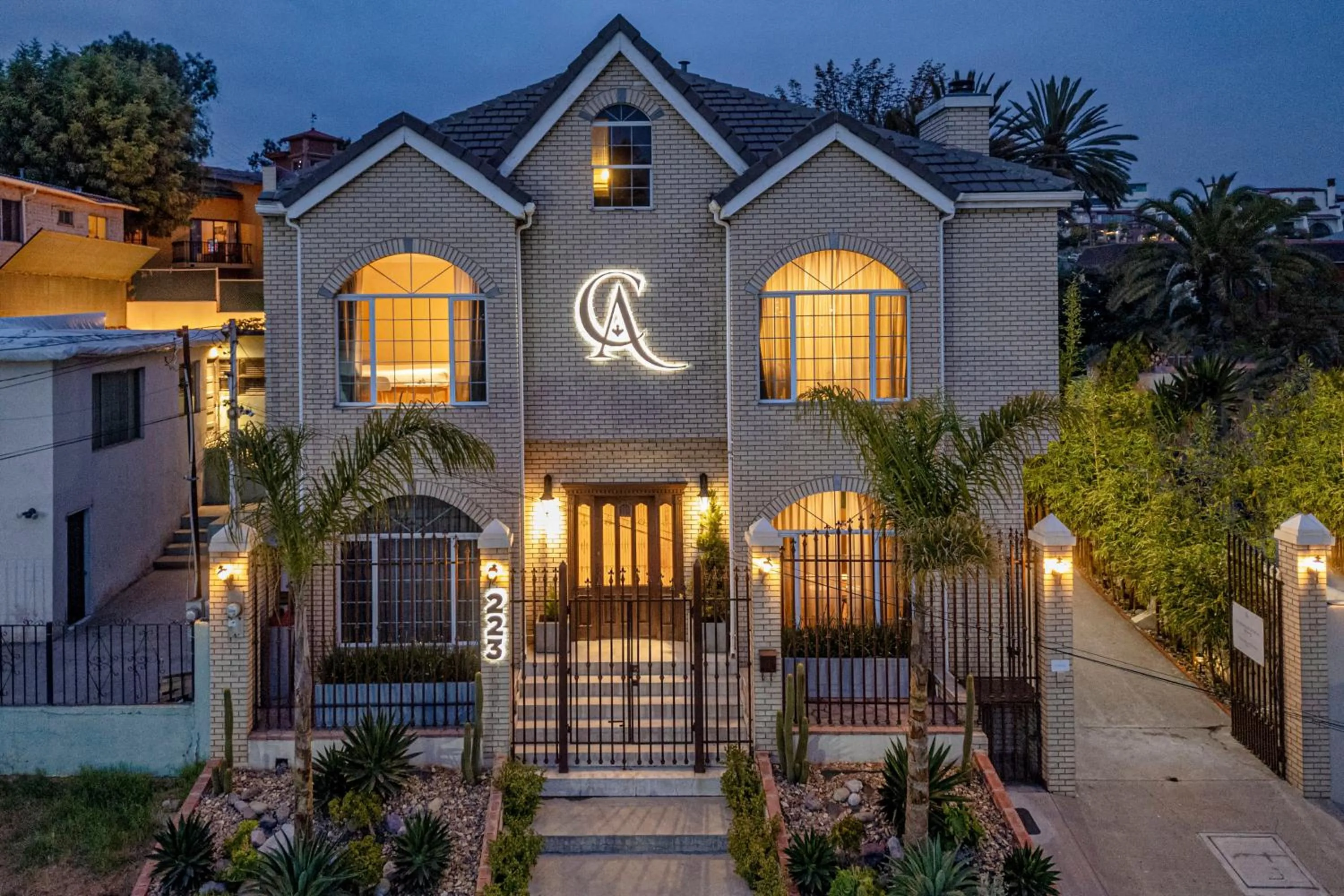 Property building in Casa Asturias