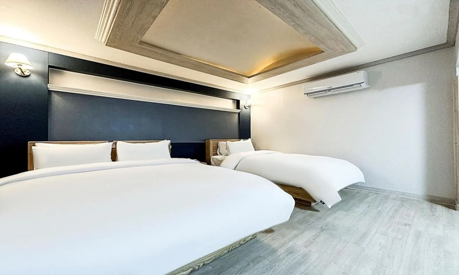 Bed in Gumi time hotel