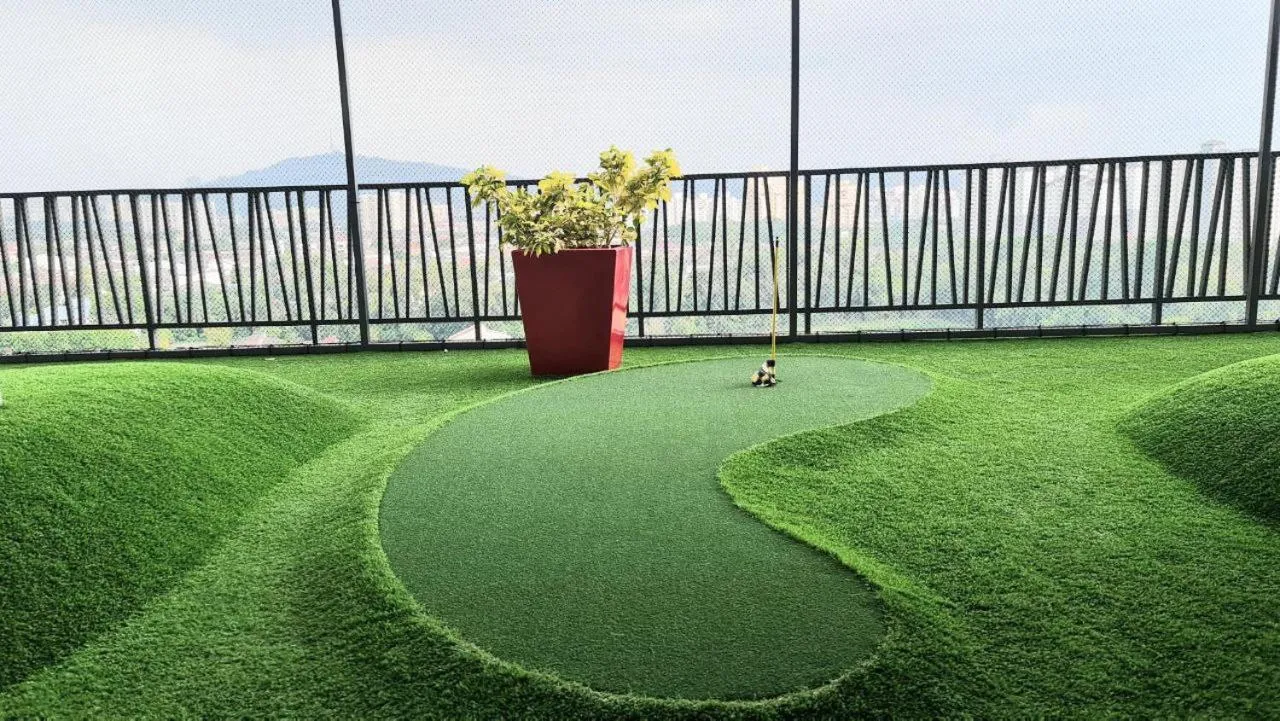 Golfcourse in Shoppingmall condo sri petaling, Near Bukit jalil 1
