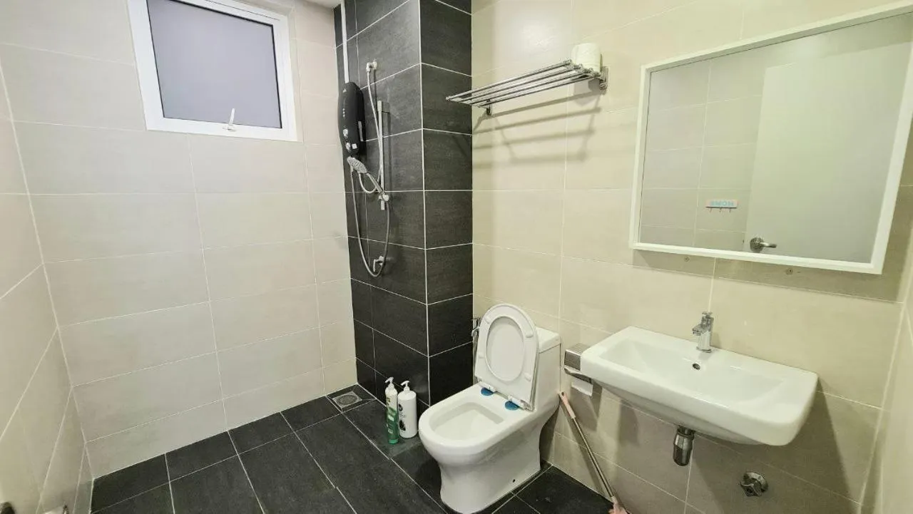 Bathroom in Shoppingmall condo sri petaling, Near Bukit jalil 1