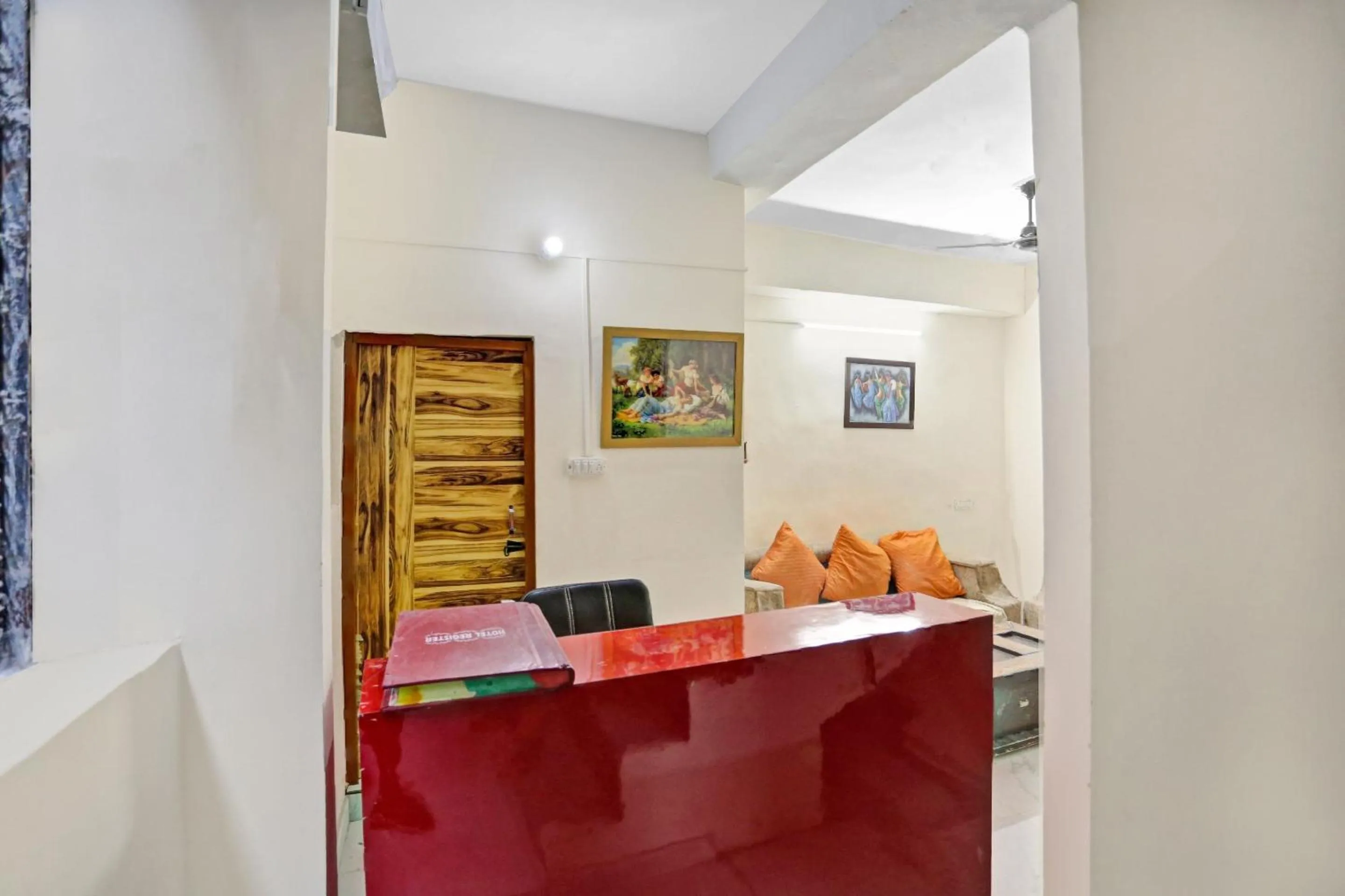 Lobby or reception in Capital O Diamond 18 Near Worlds Of Wonder