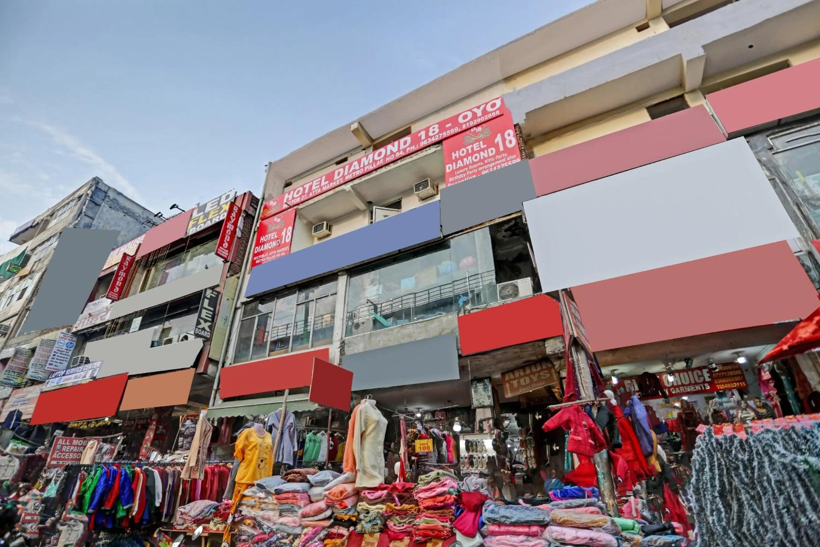 Facade/entrance in Capital O Diamond 18 Near Worlds Of Wonder