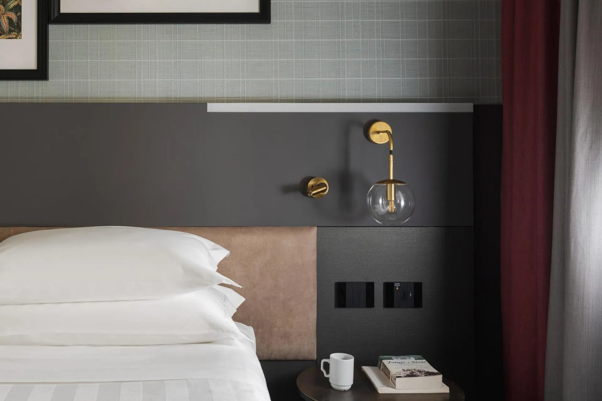 Bedroom, Bed in iQ Hotel Firenze