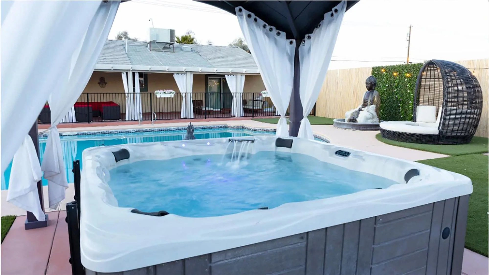 Hot Tub in Buddha Mansion Luxury Resort - 8BR Modern, HotTub, Huge pool, Sauna, BBQ grill, Game Room