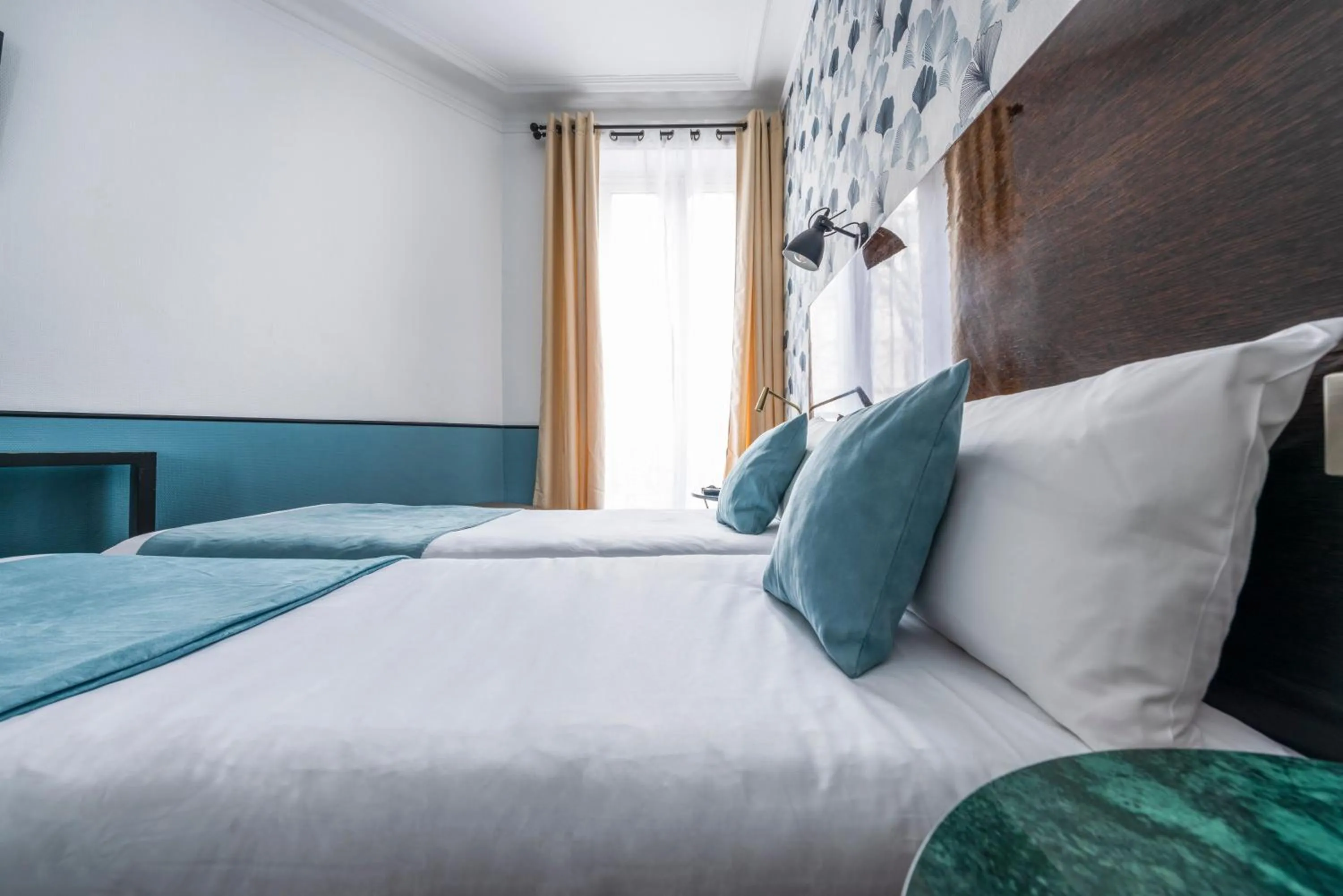 Bed in Lennon by Avalon Hotel Paris Gare du Nord
