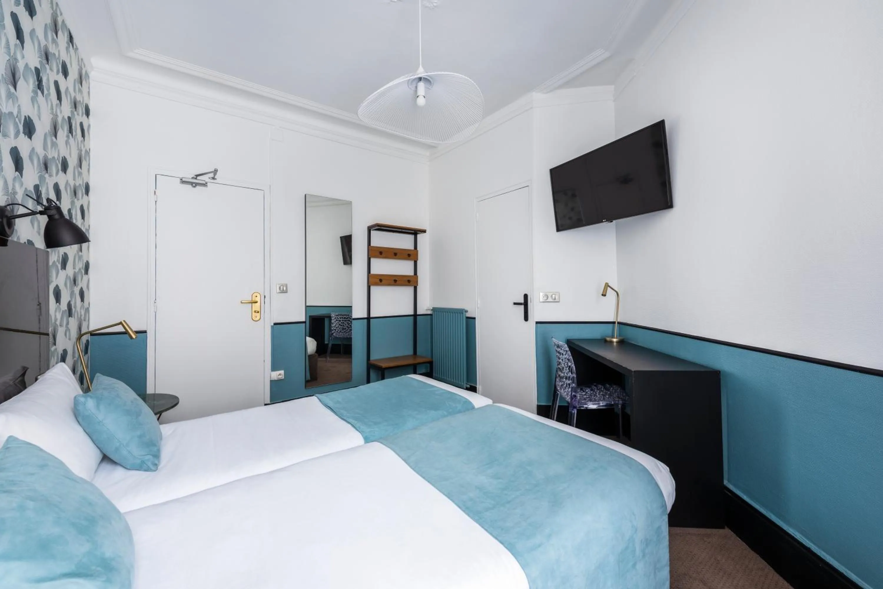 Bed in Lennon by Avalon Hotel Paris Gare du Nord