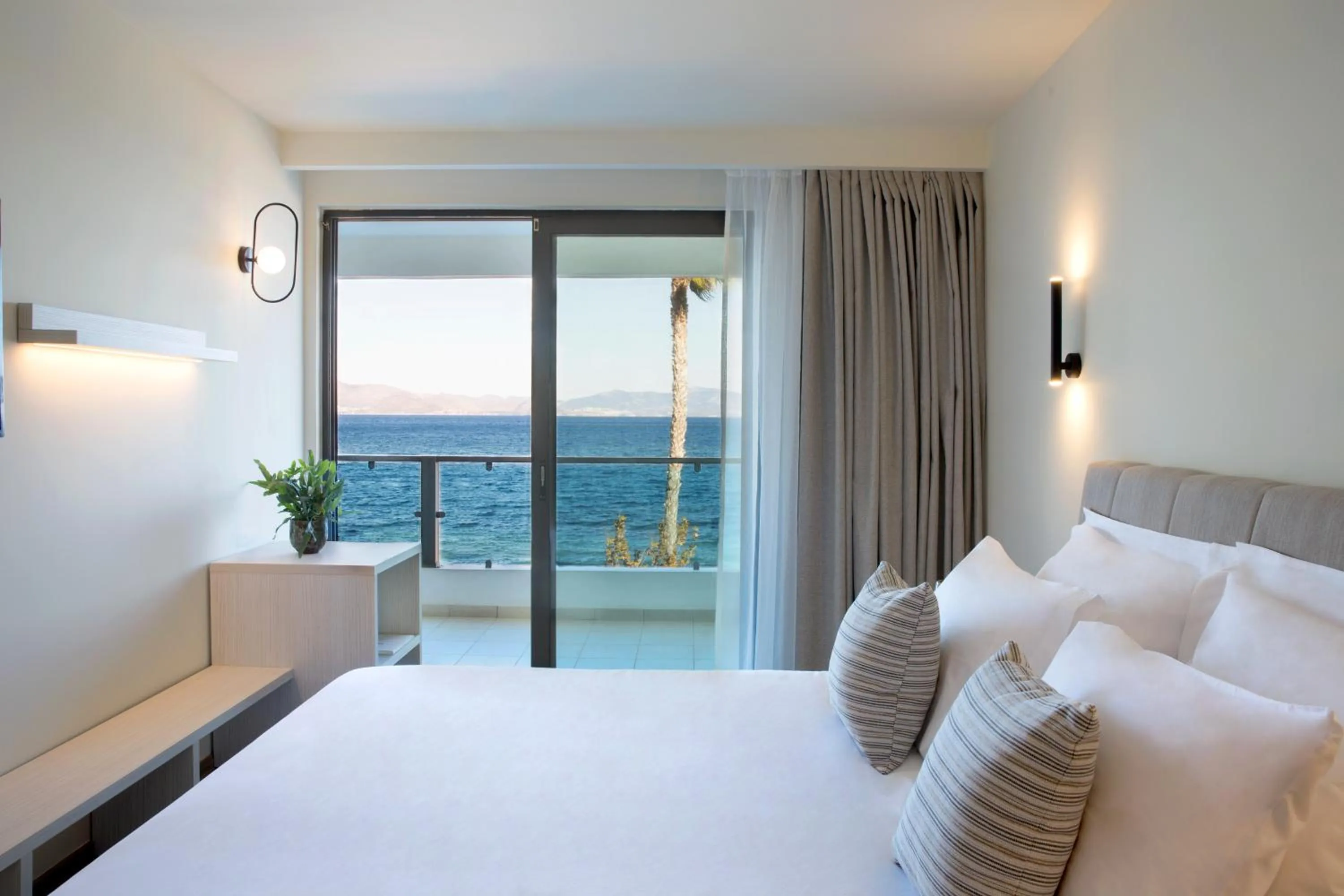 Bed in KoSea Boutique Hotel