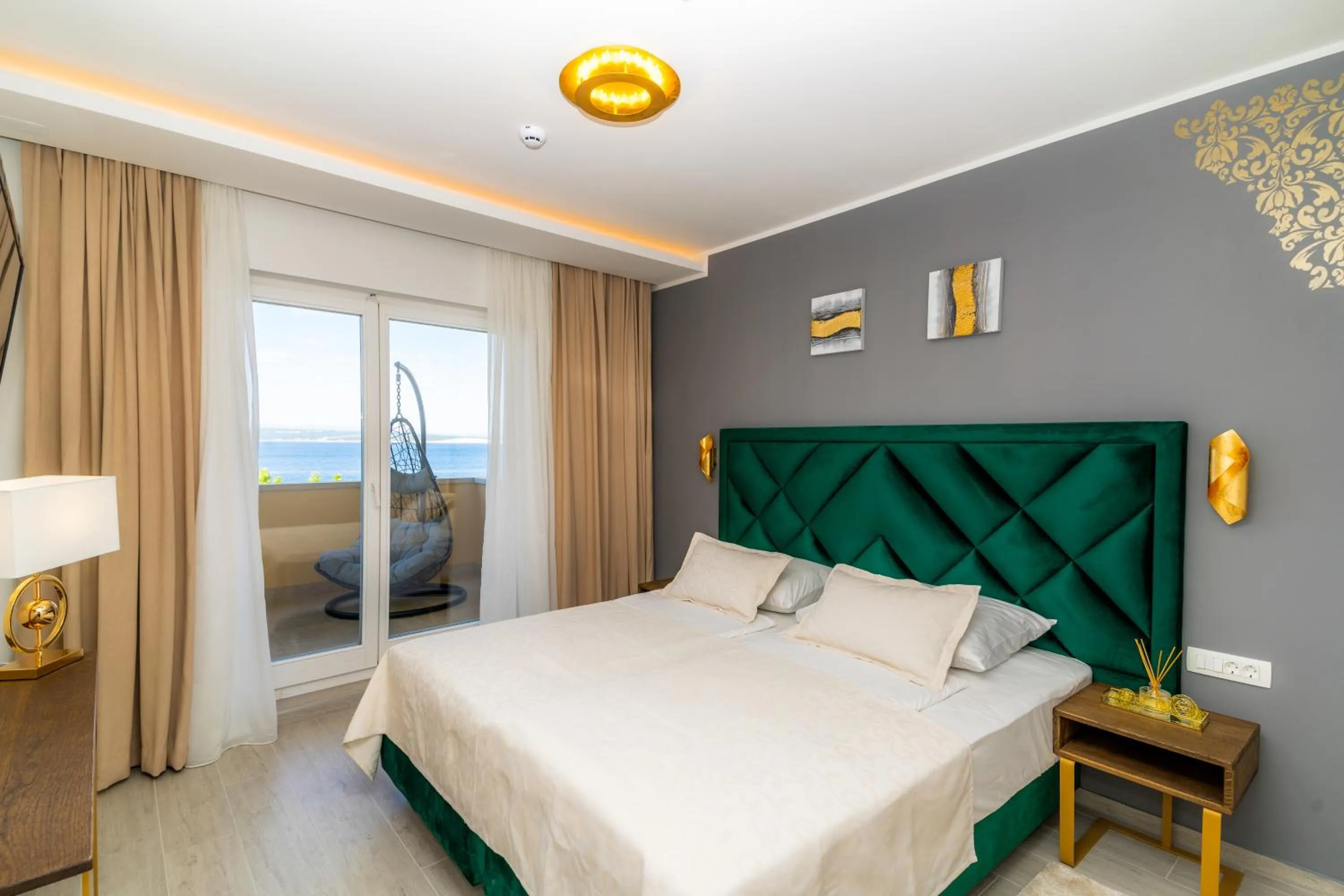 Bed in Heritage Hotel Stypia